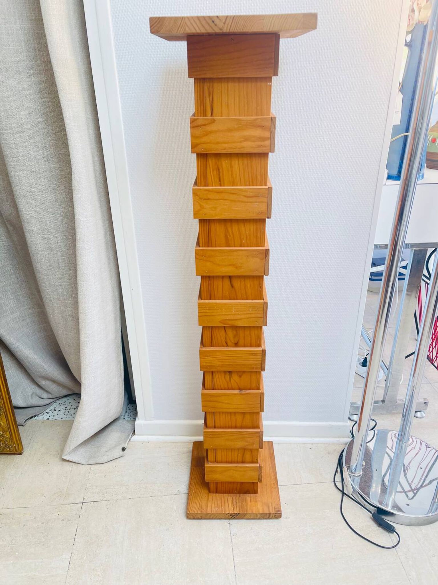 Porte-plantes en bois design – Années 70