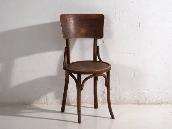 Set of antique chairs (circa 1920). Set of 4 pieces