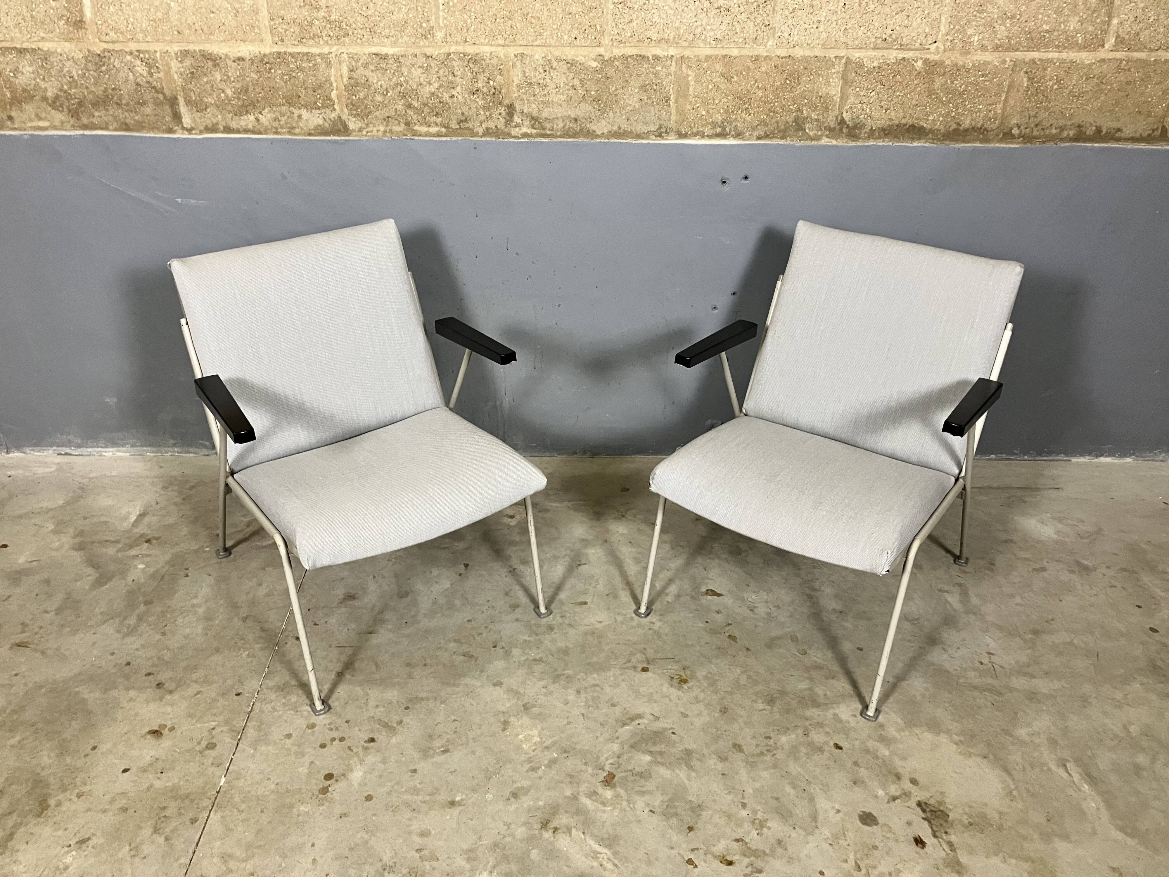 Ahrend De Cirkel Oase 2 fauteuils Wim Rietveld