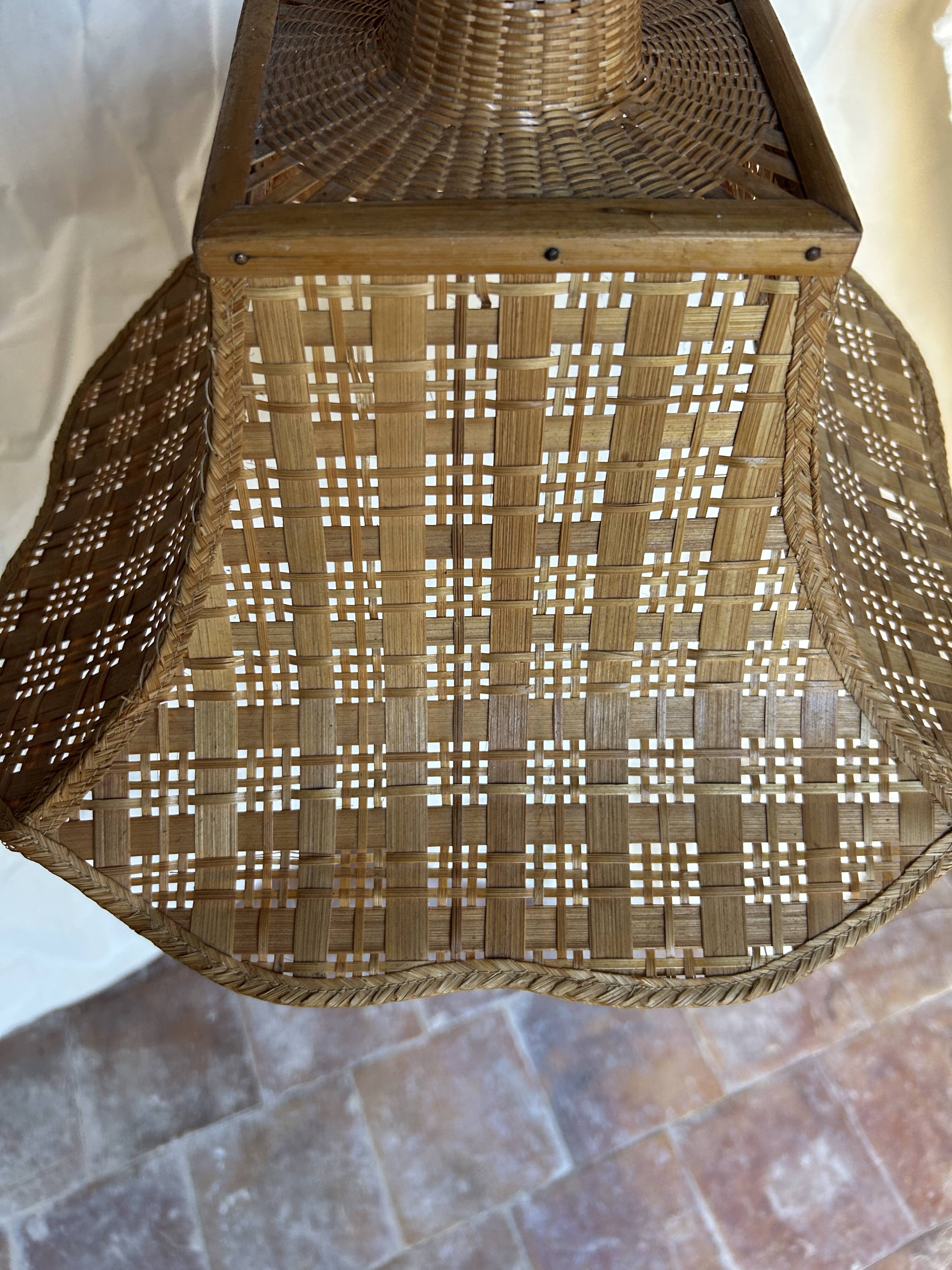 Wicker suspension 70s