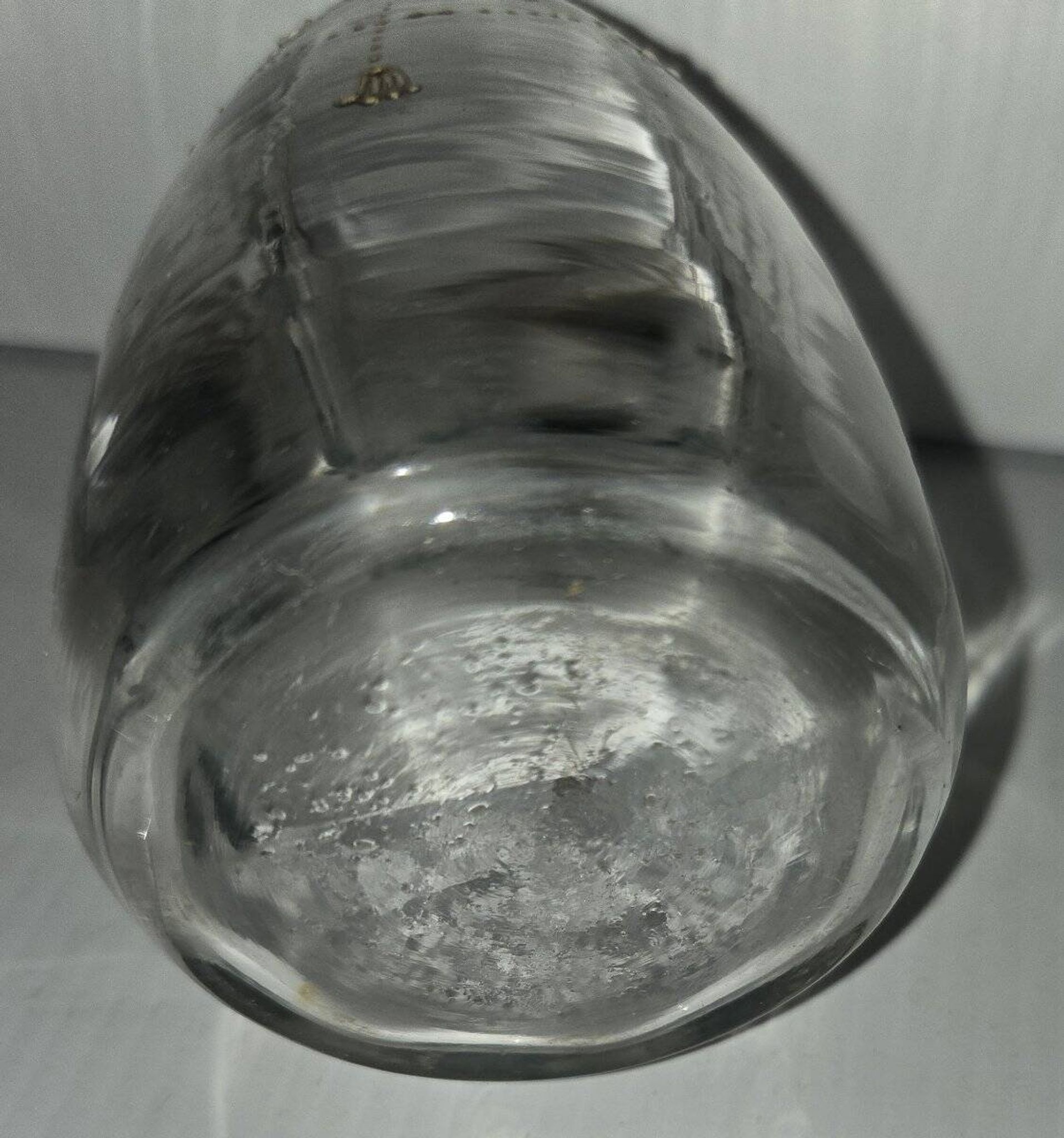 Vase époque Art Nouveau décoré à la main