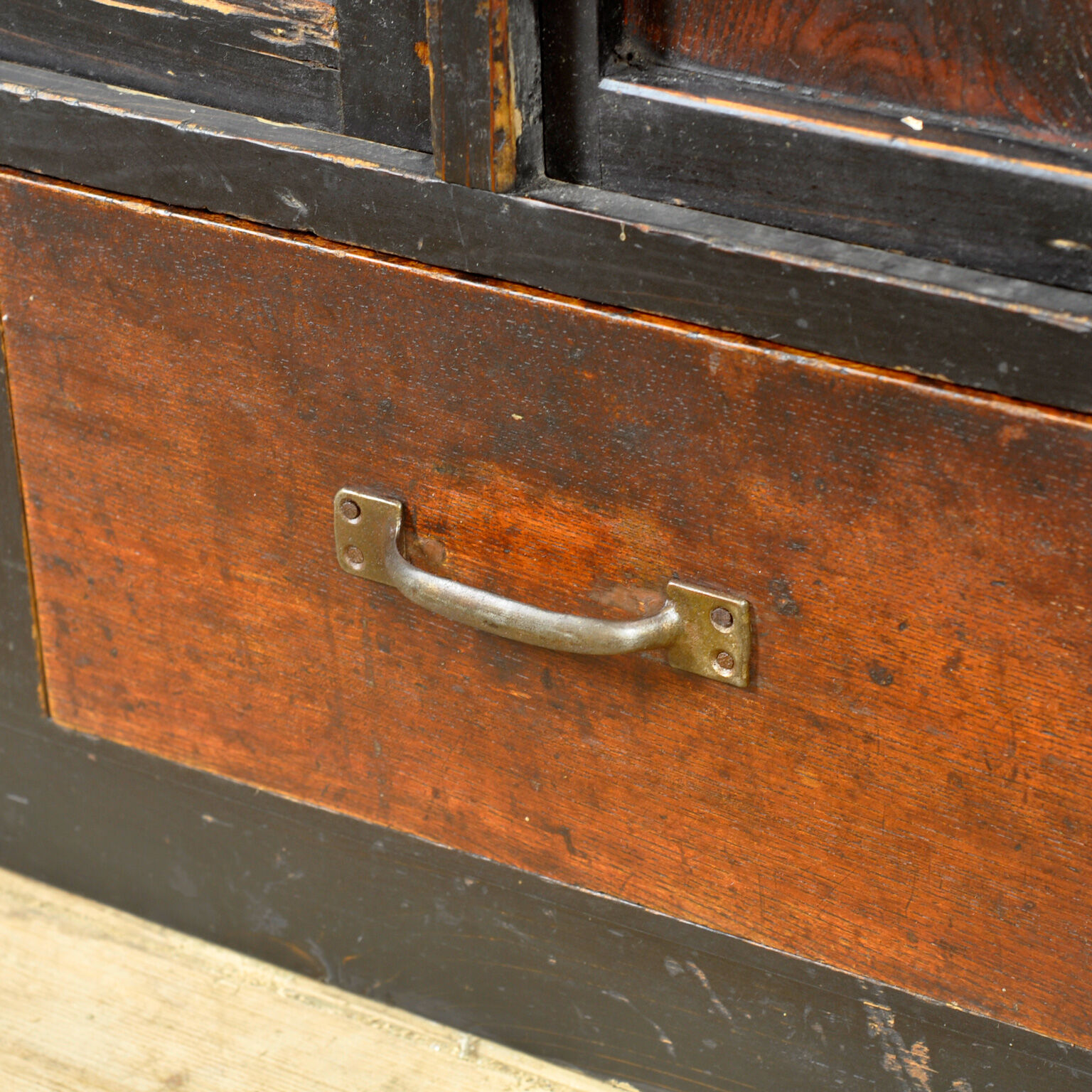 Japanese cabinet, 1930s
