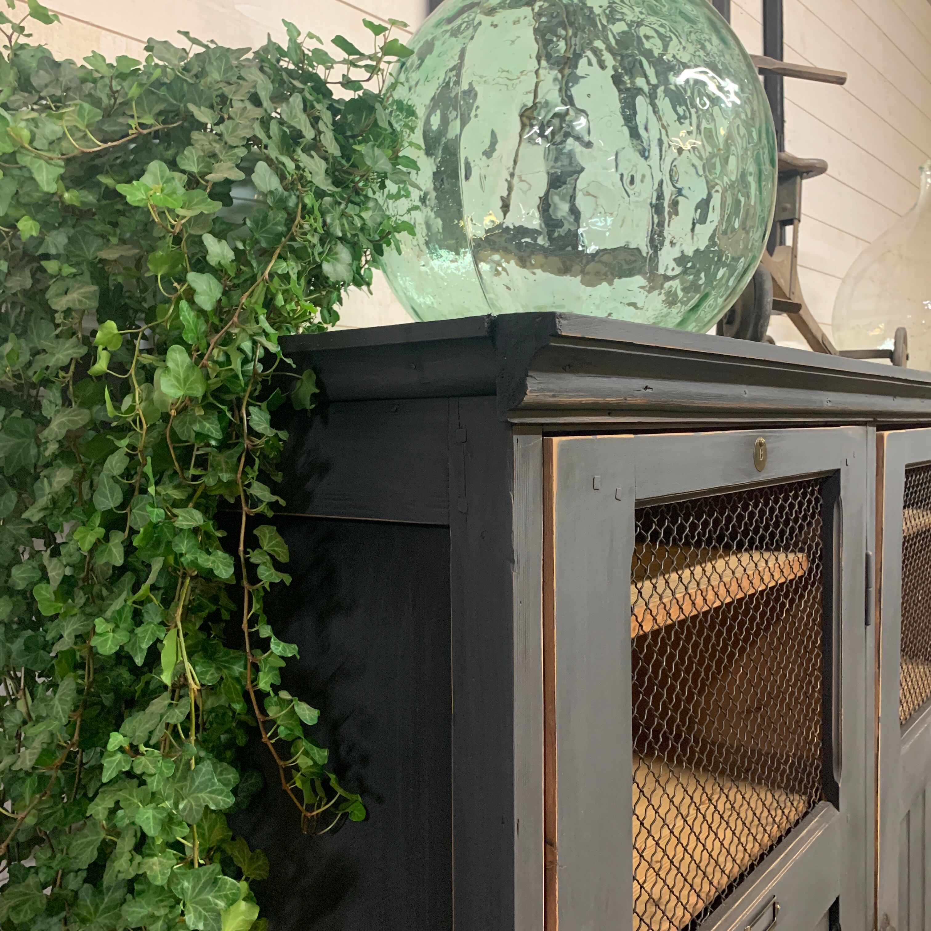 Former medical cabinet 1930