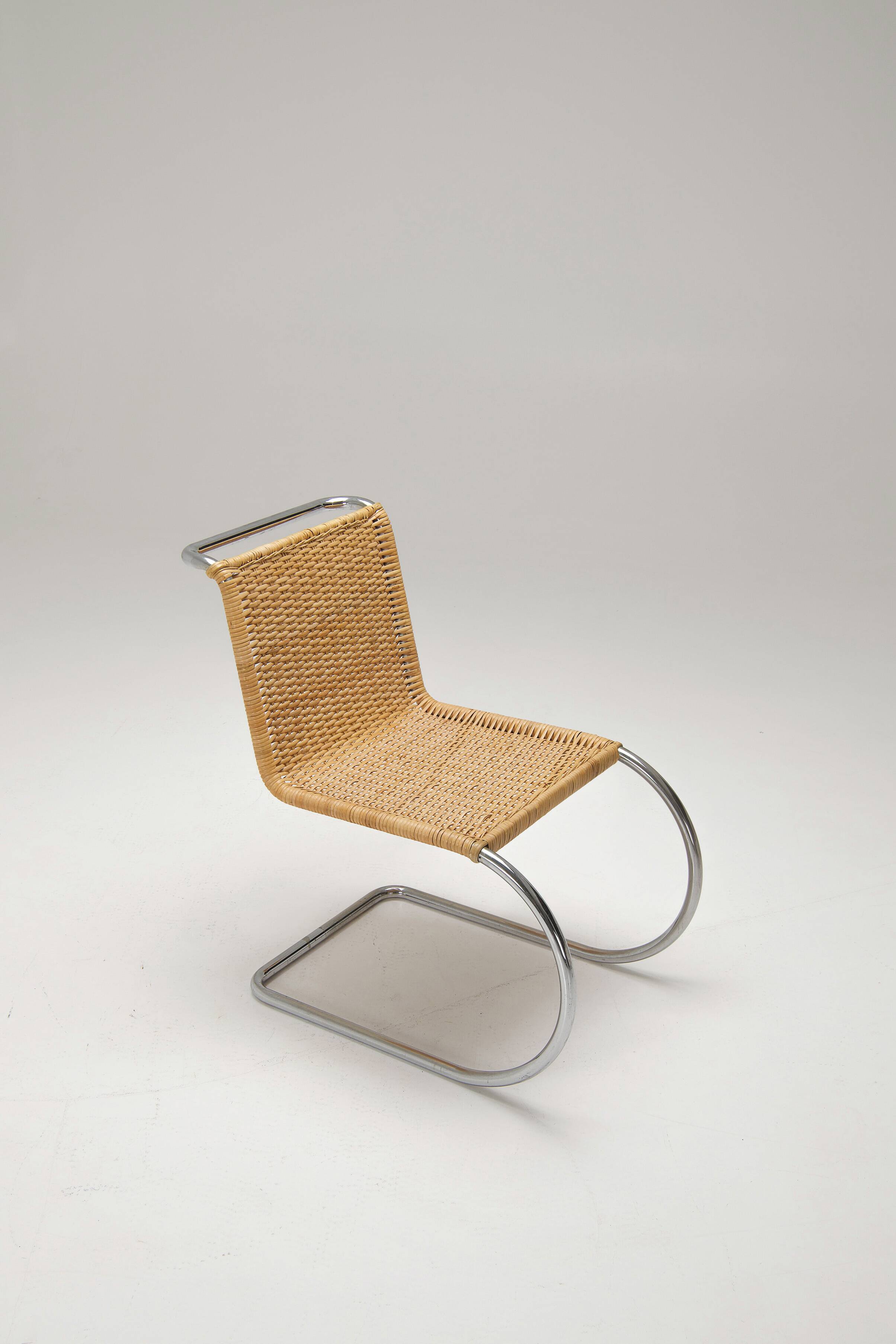 A set of four "S 533 R" Cantilever Chairs - Mies van der Rohe