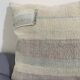 Coussin en toile ancienne style Kilim