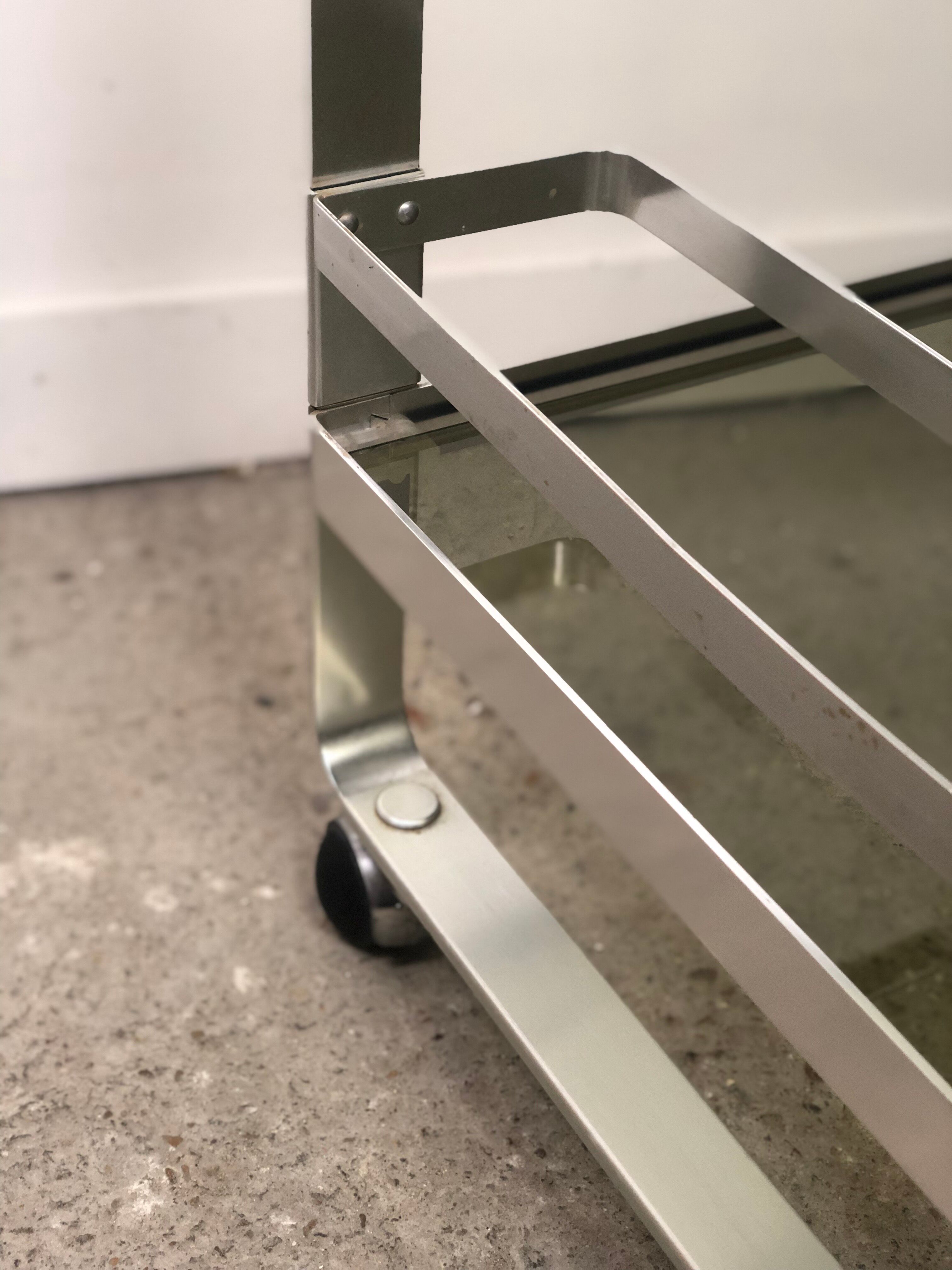 Rolling table in italian vintage aluminum by Martini and Rossi 1970