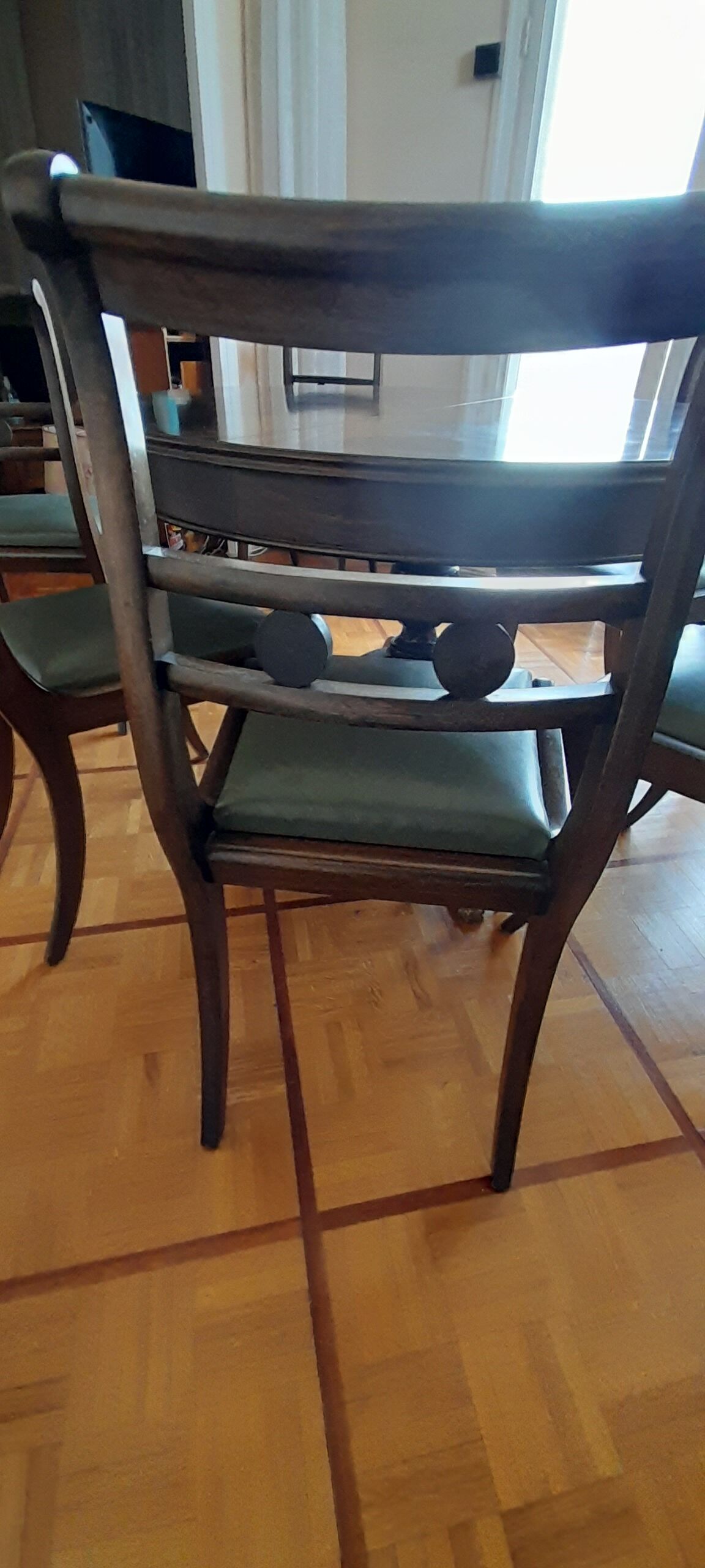 English style dining room