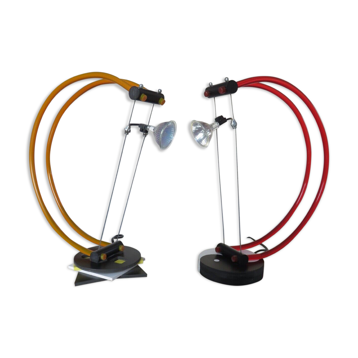 Pair of lamps style Memphis made in Italy 1980