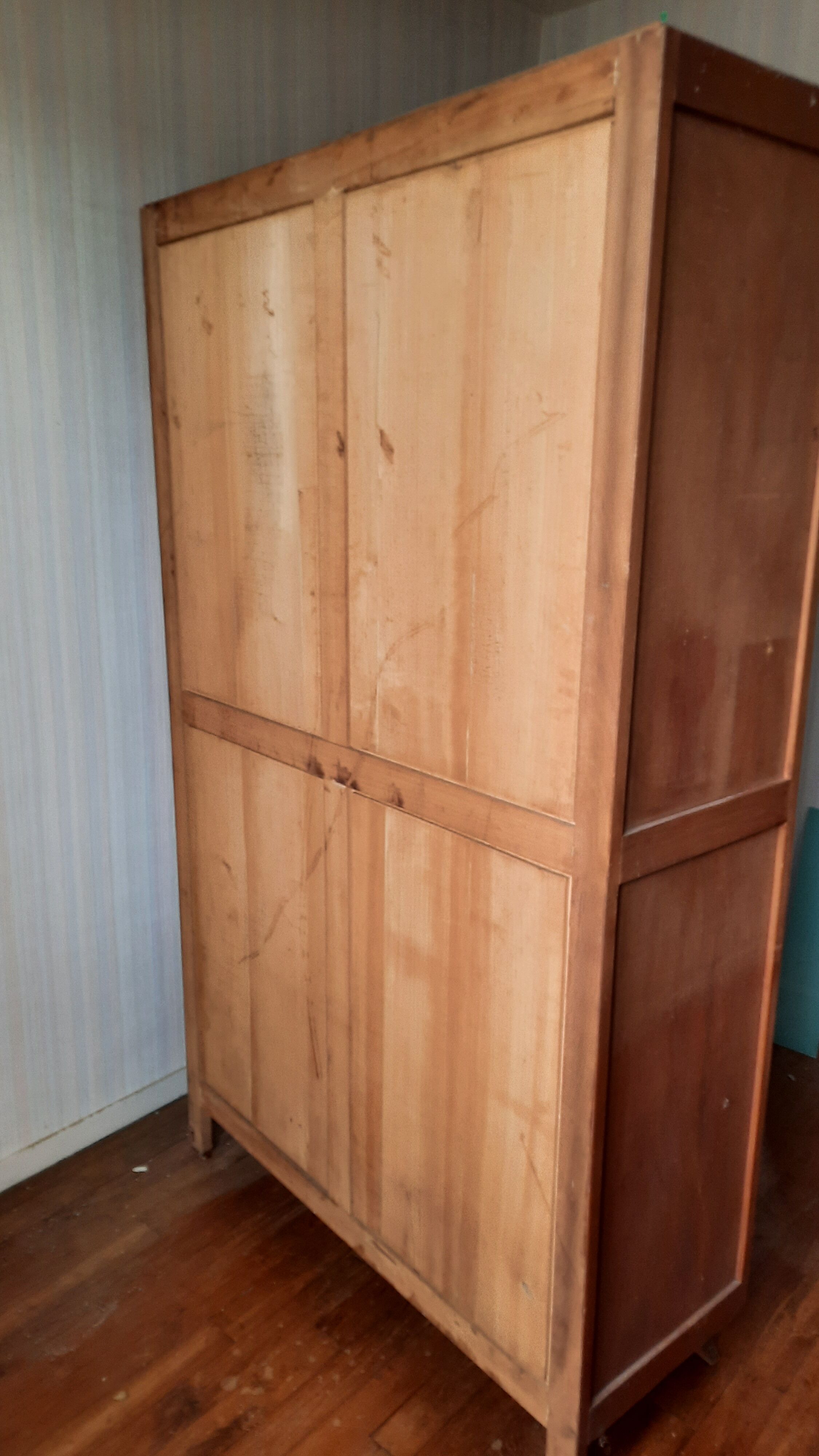 Art Deco style showcase