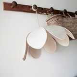 Lotus flower suspension