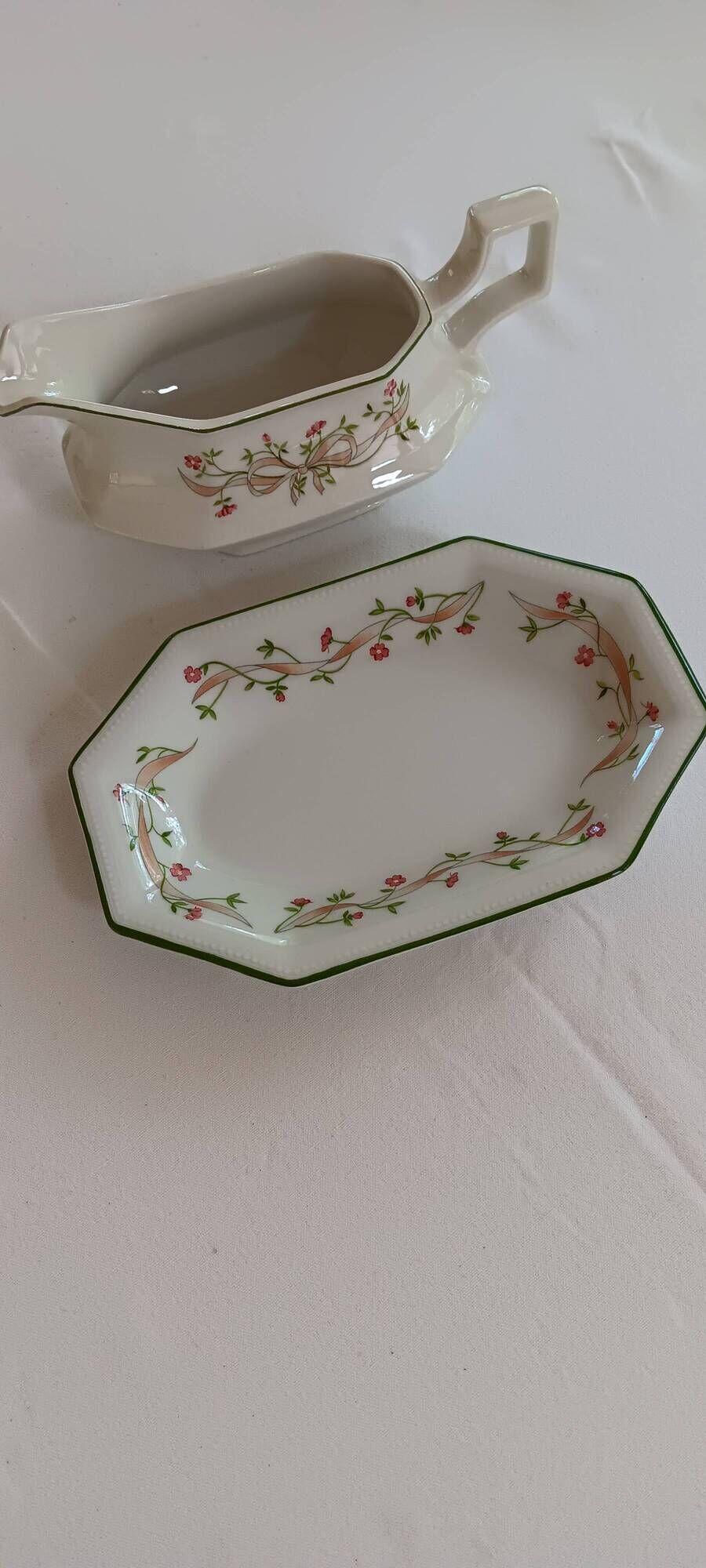 Johnson Brothers 1980s “Eternal Beau” Sauceboat + 1 Dish (set of 2)
