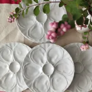 Set of 6 oyster plates in porcelain by Pillivuyt.