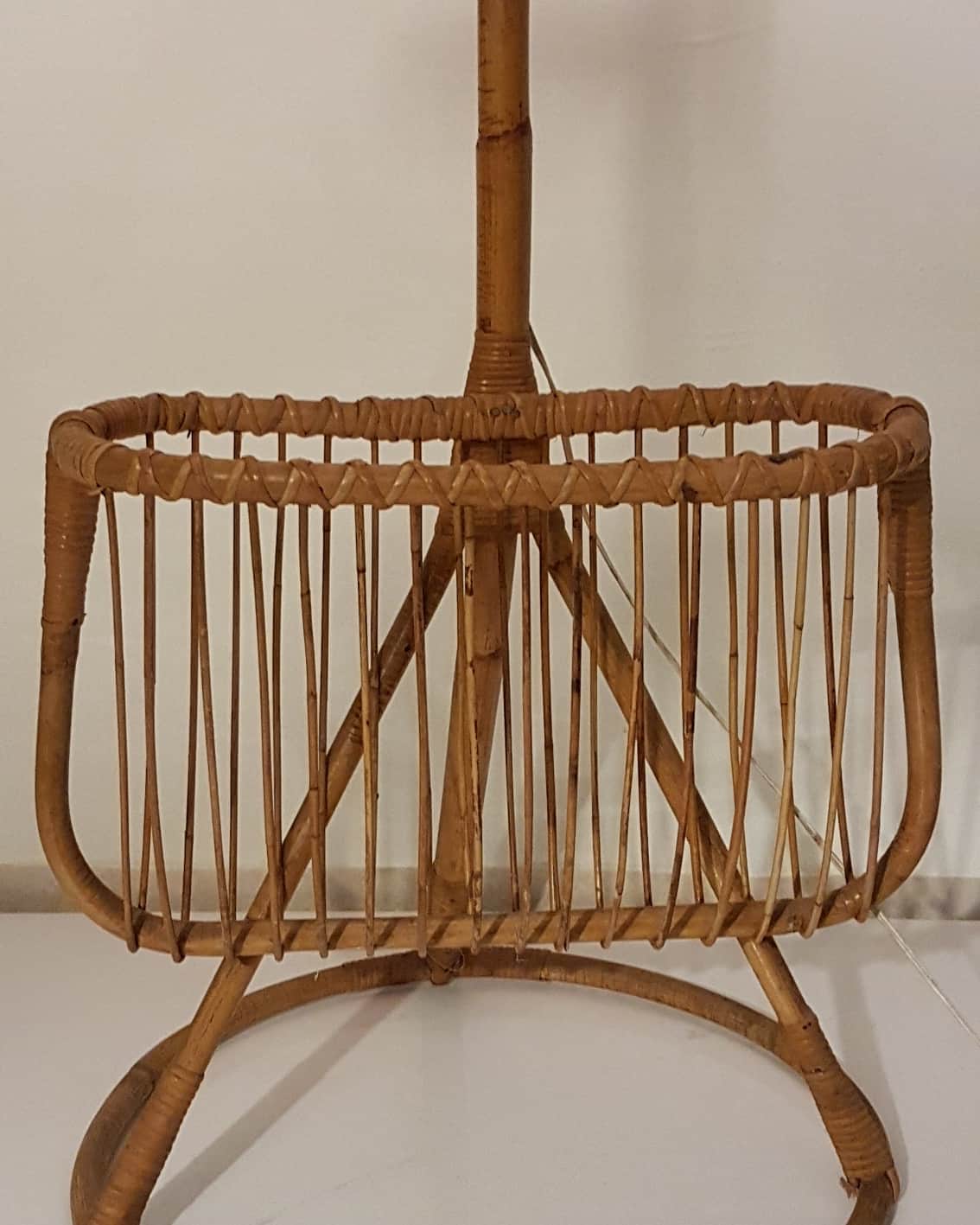 Rattan lamppost period 1960