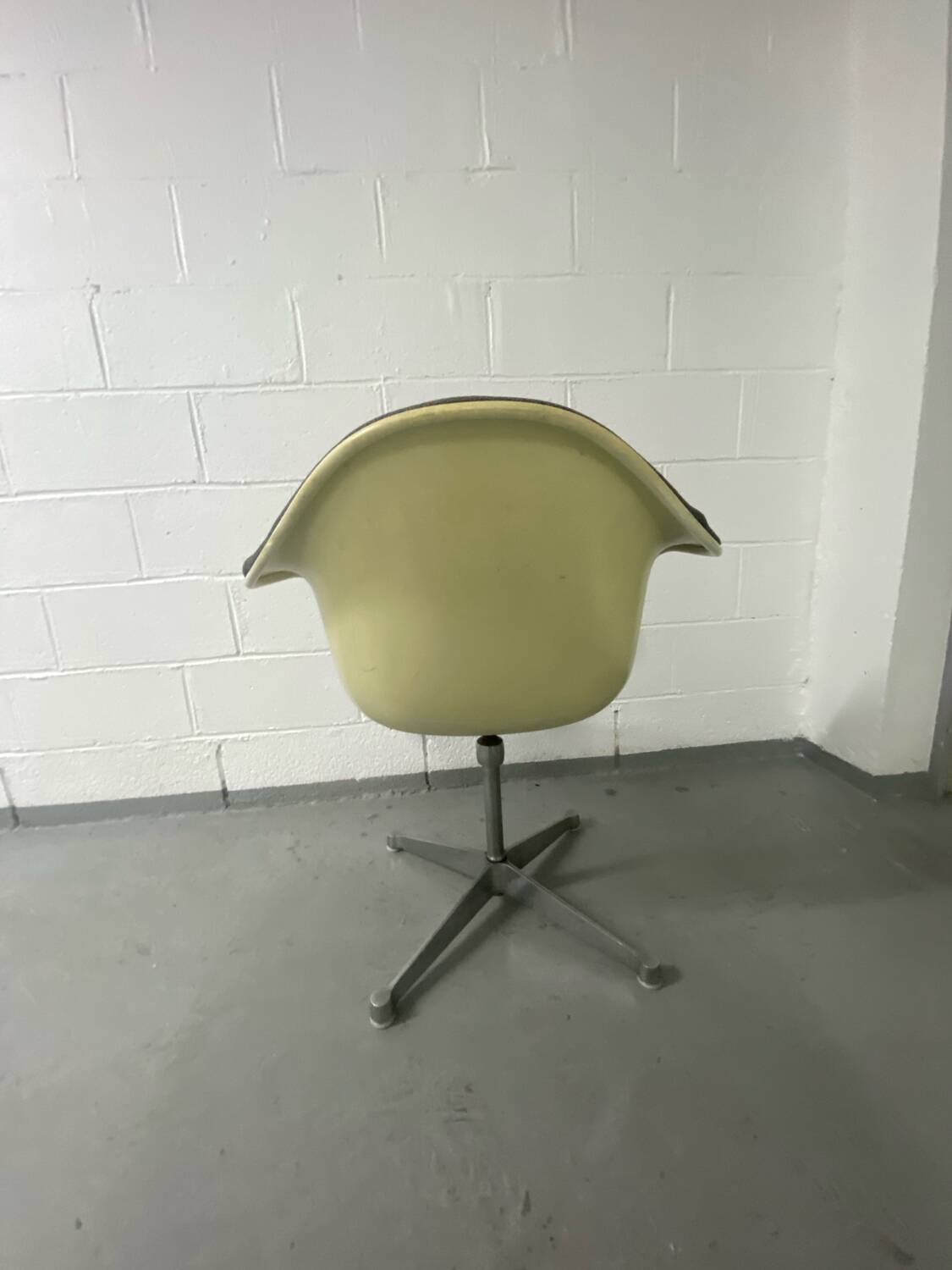 Eames Adjustable Office Chair, Herman Miller Edition