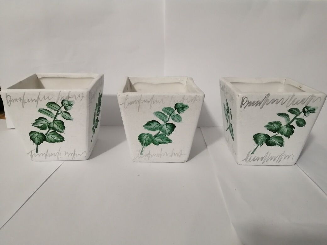 White sandstone pots decoration leaves Lot of 3