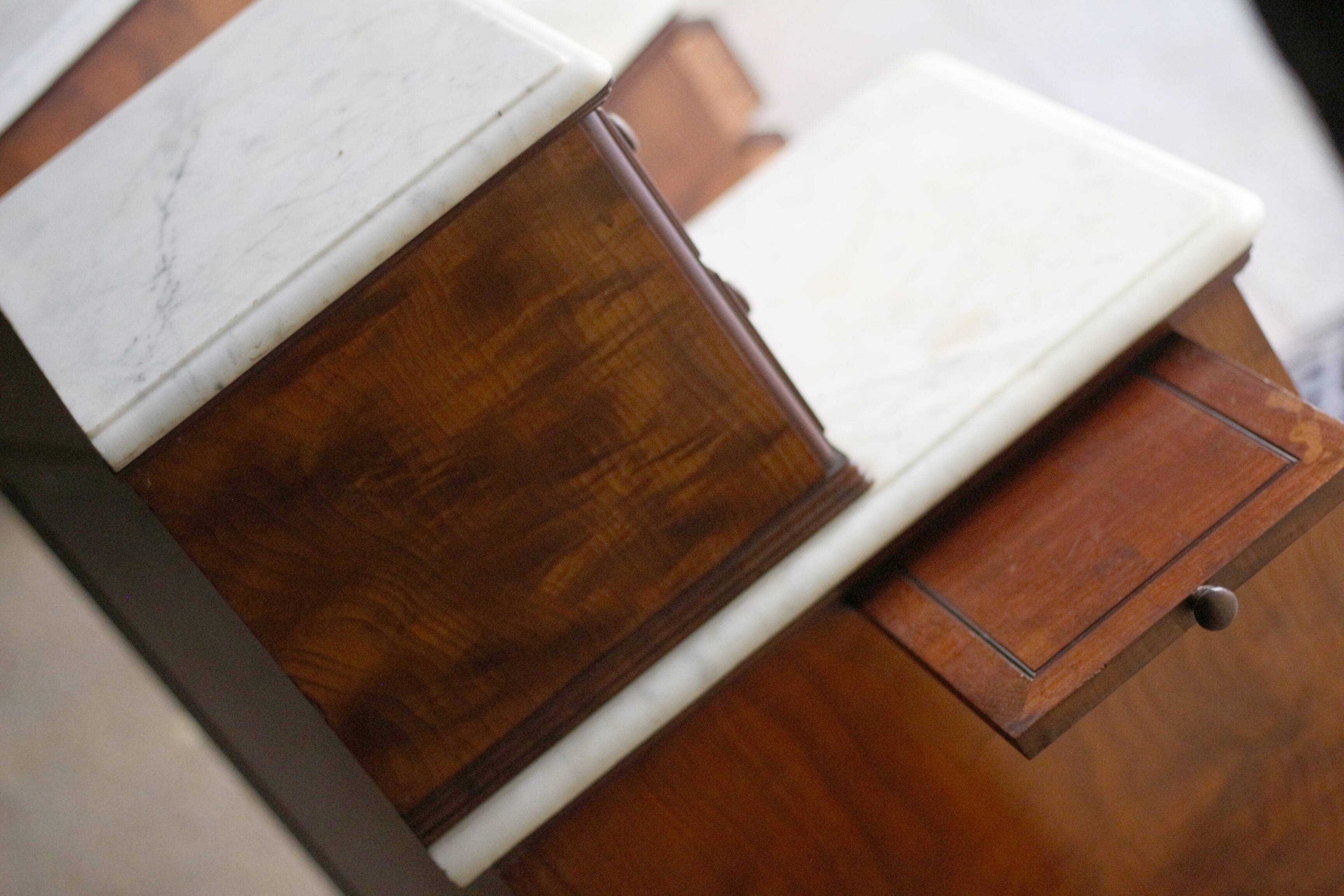 Exceptional: pair of Gillows of Lancaster chiffoniers (circa 1830)