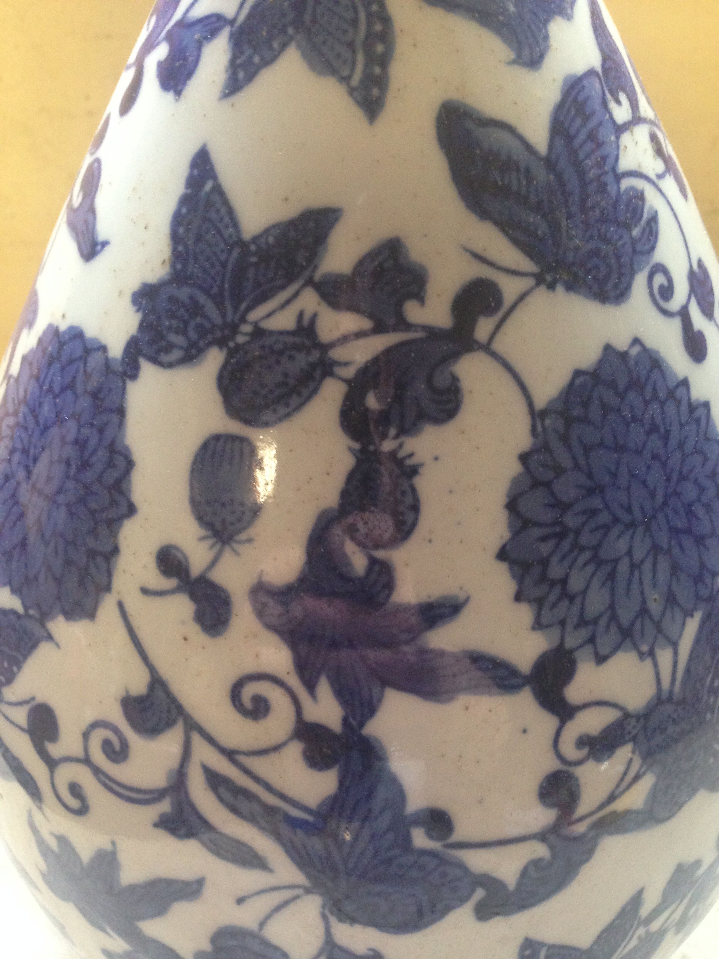 Blue pattern vase