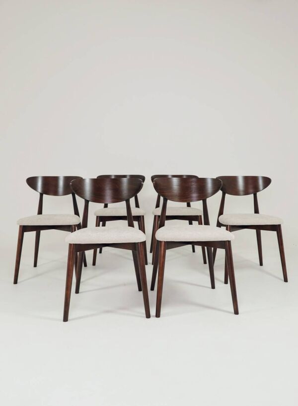Ensemble moderne de 6 chaises de salle à manger, tissu écru et bois de hêtre noyer foncé.