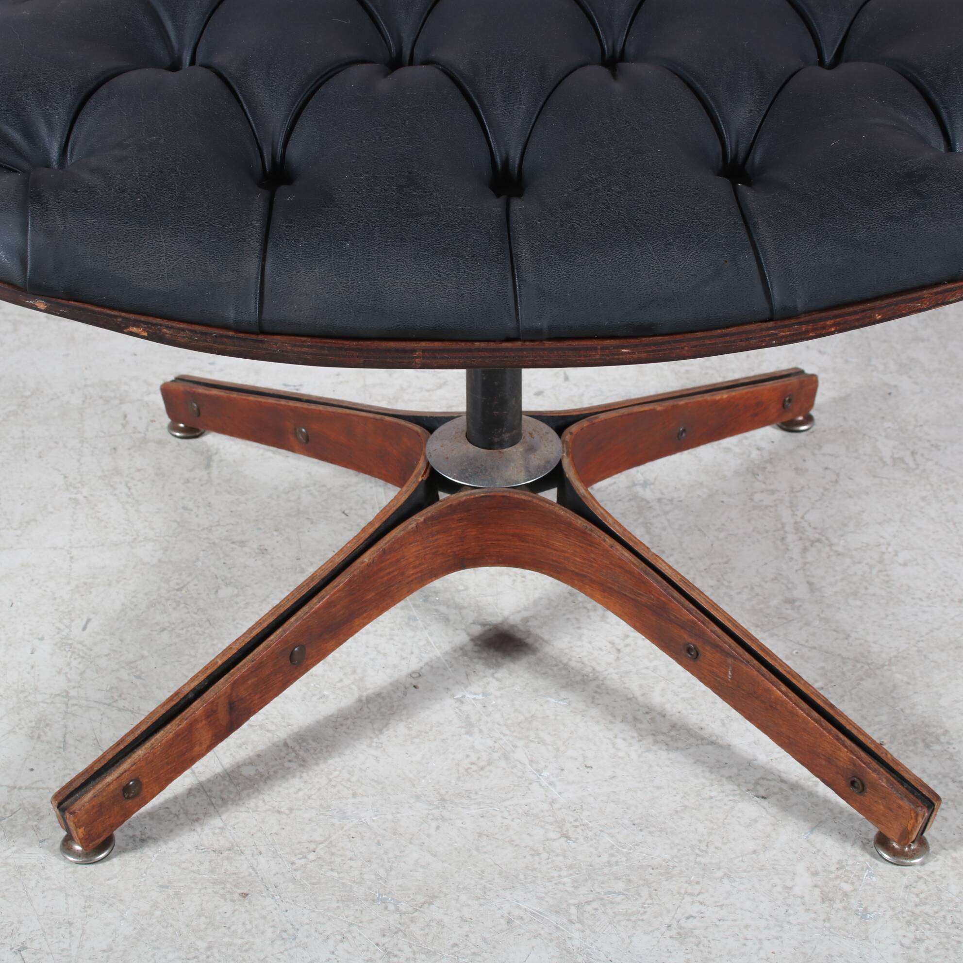 1960s Ottoman by George Mulhauser for Plycraft, USA
