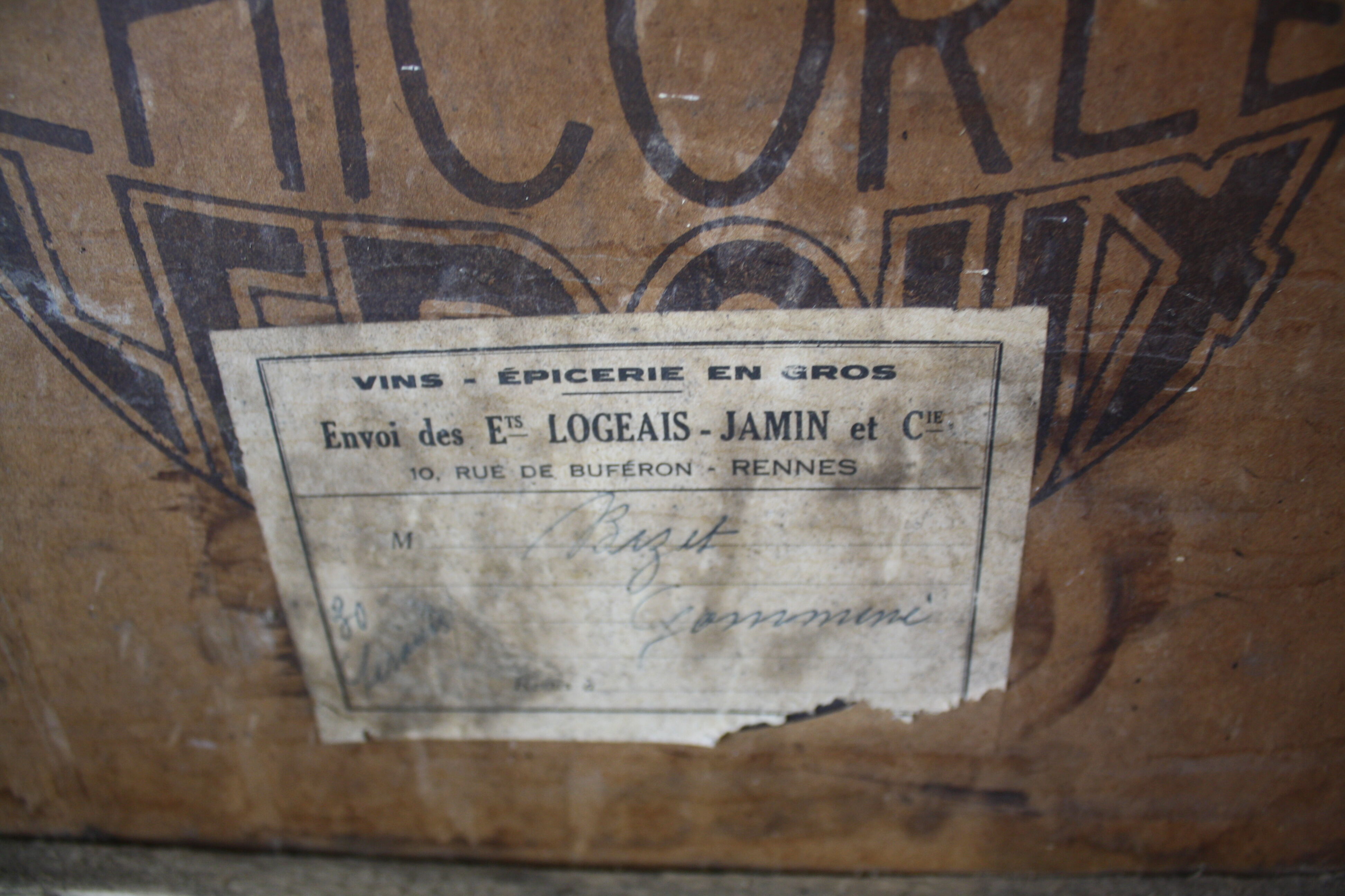 Leroux chicory wooden case