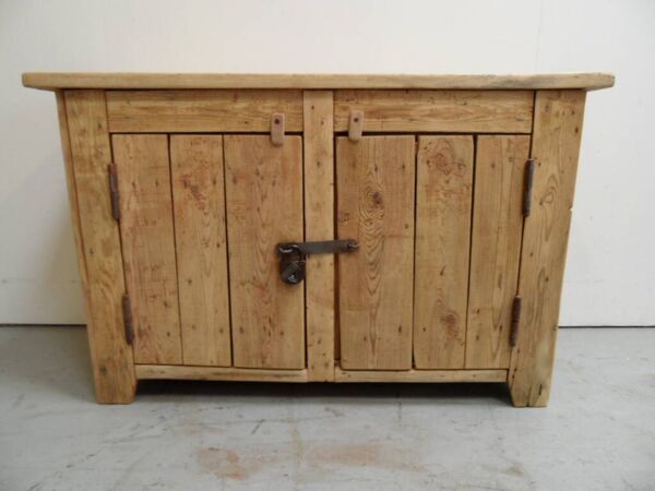Armoire industrielle à deux portes des années 1950