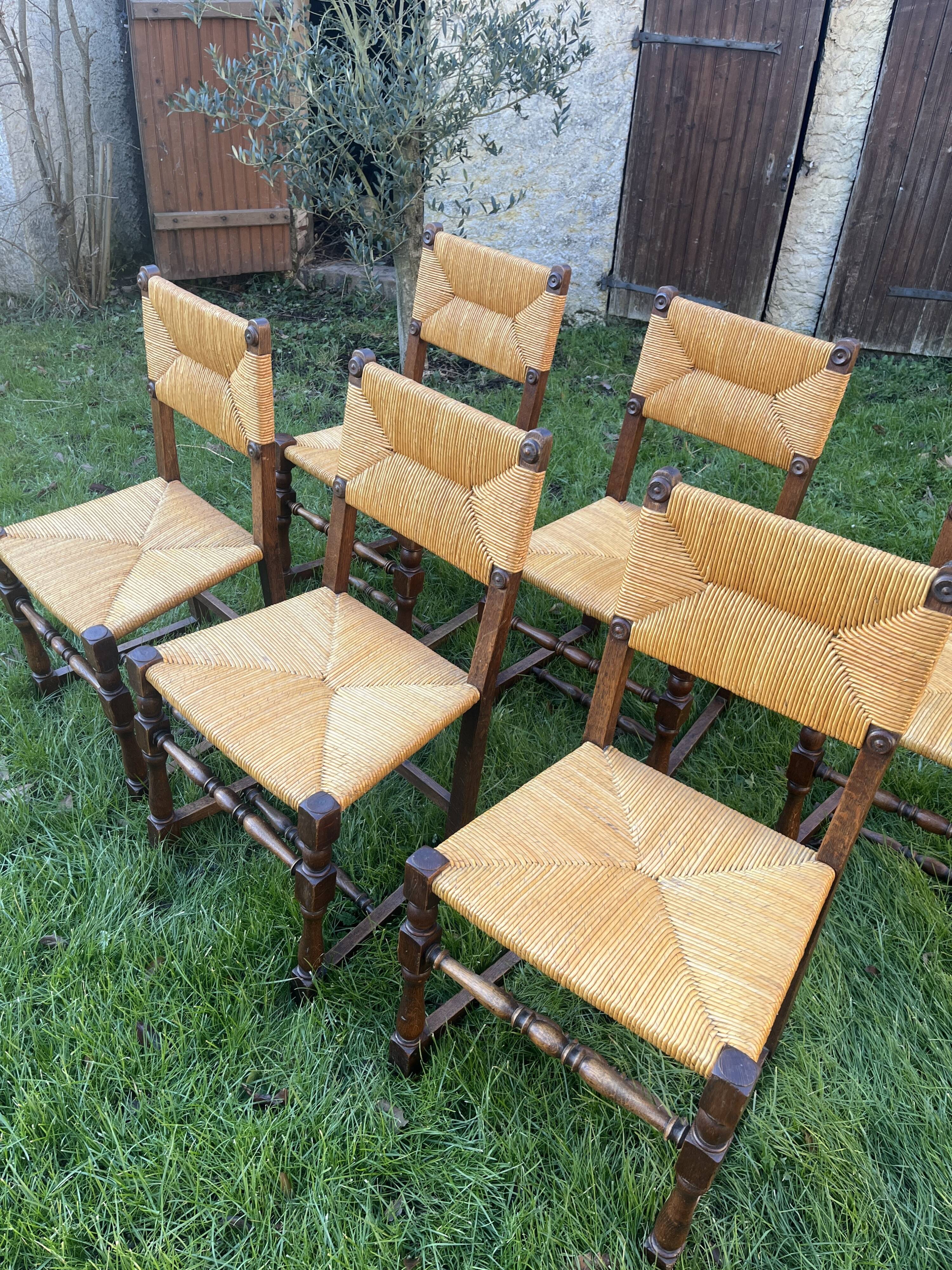 Set of 6 wooden and straw chairs