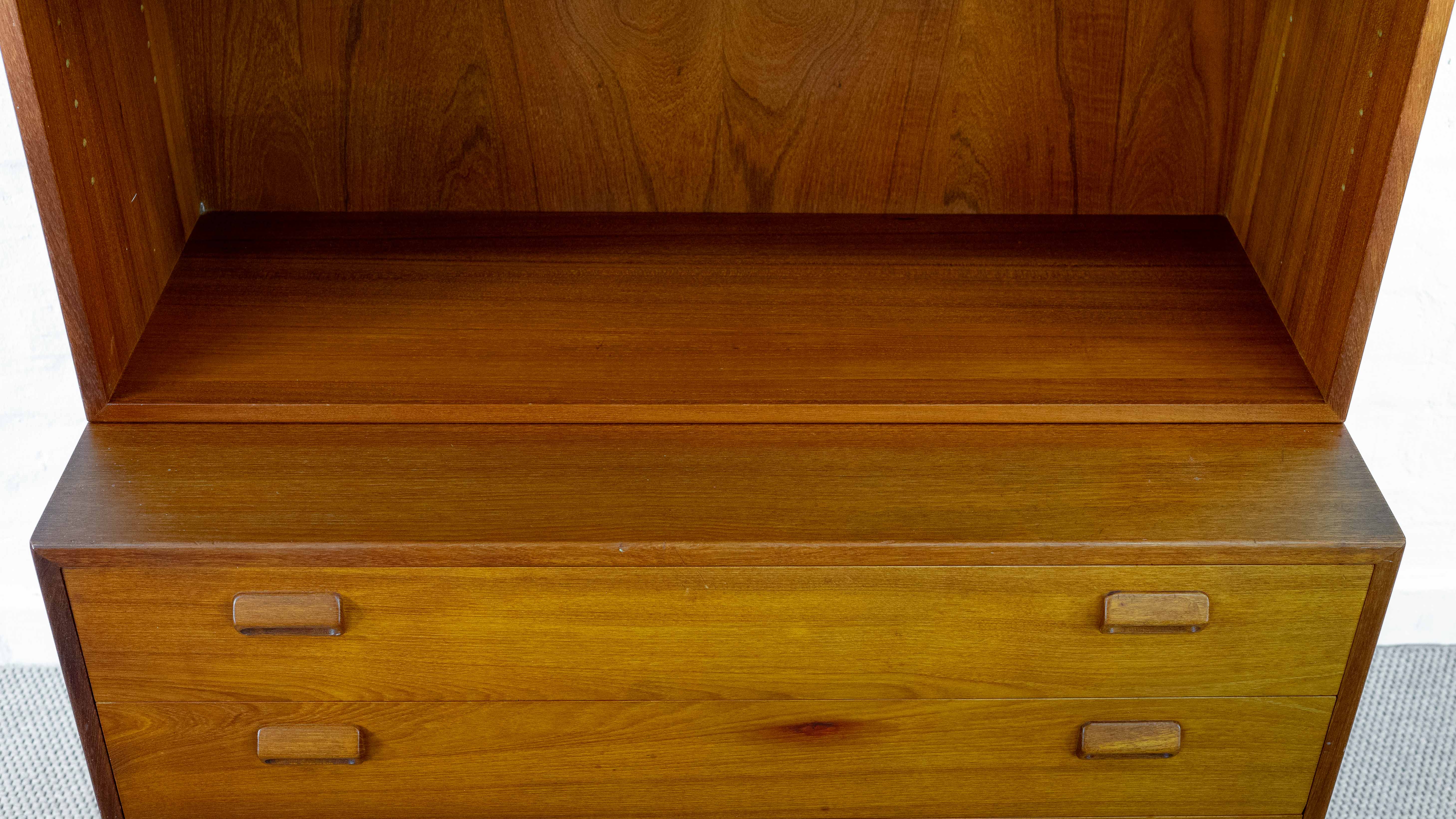 Borge Mogensen teak bookcase for Soborg Mobelfabrik, 1960s