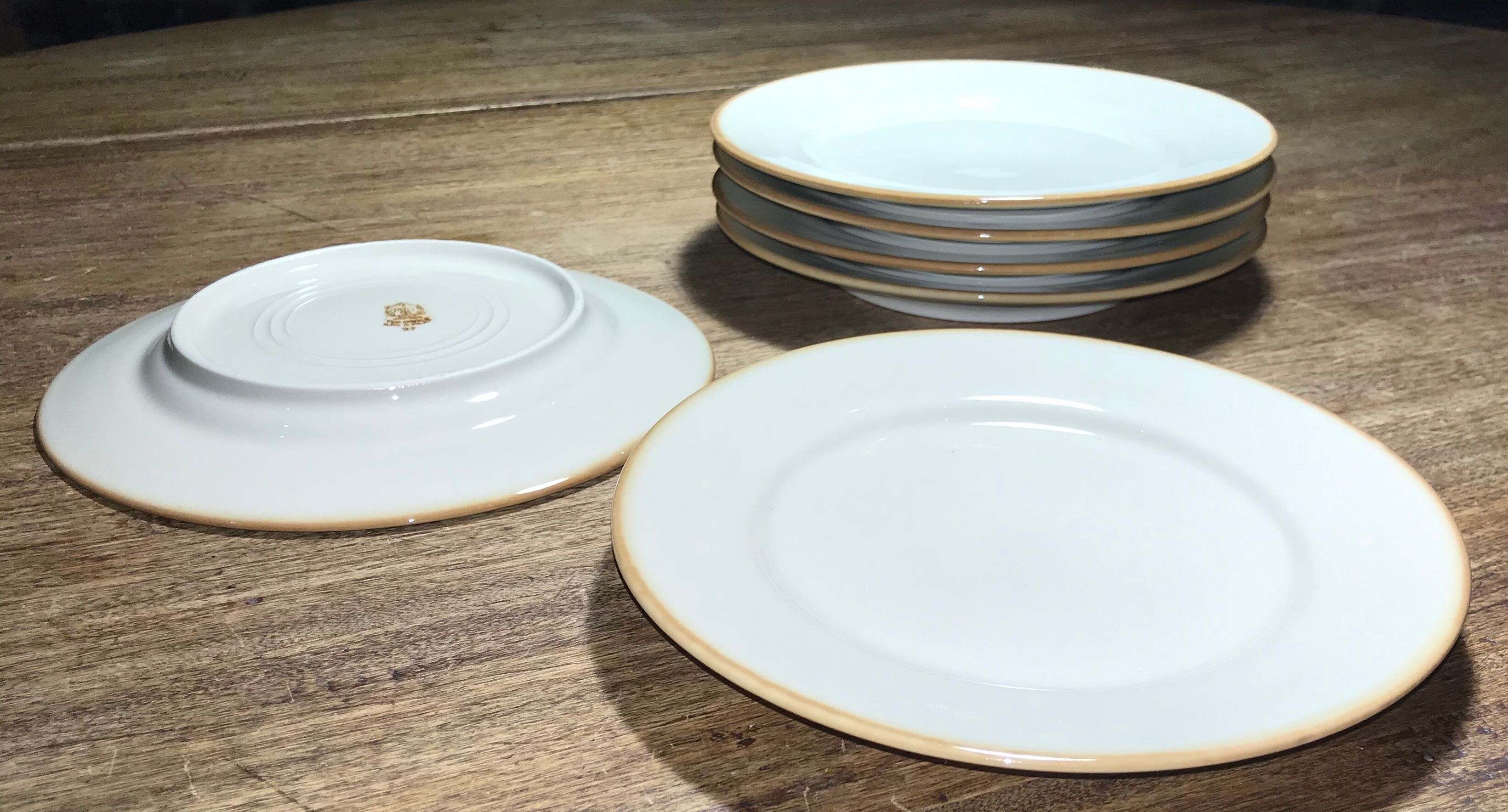 Série de 6 assiettes en grès