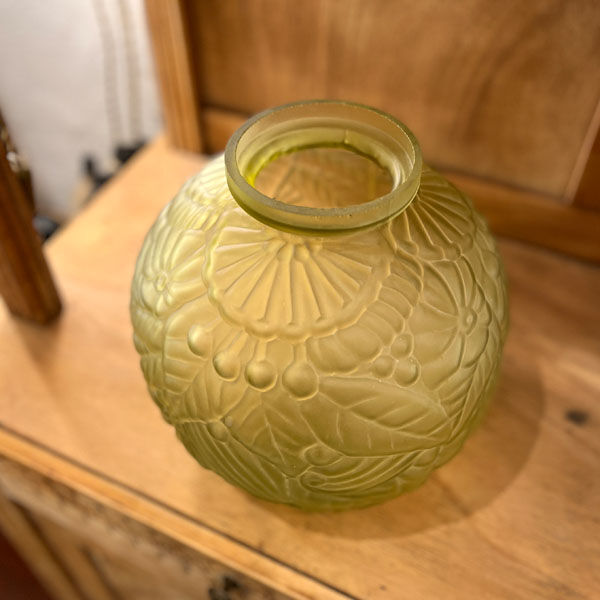 Large Art Deco ball vase in frosted glass ocher yellow