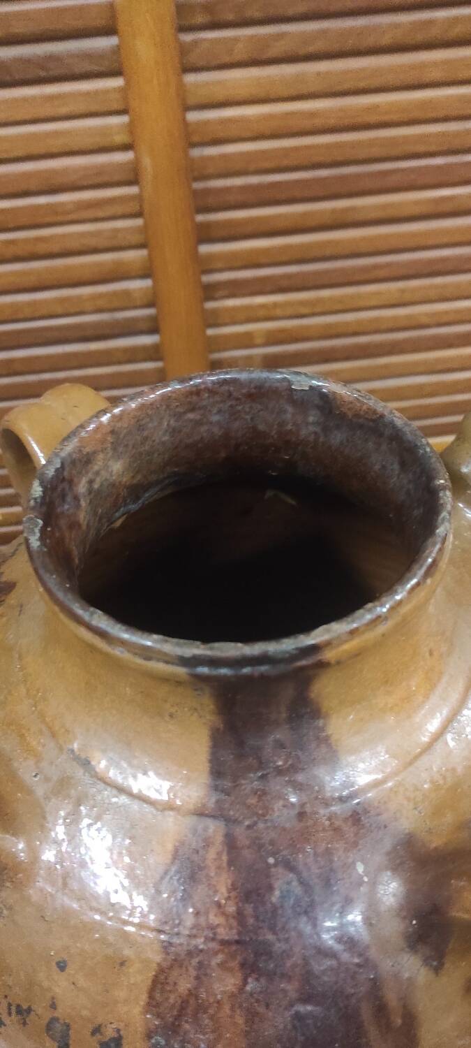 Buire jar vase jug Auvergne in old terracotta
