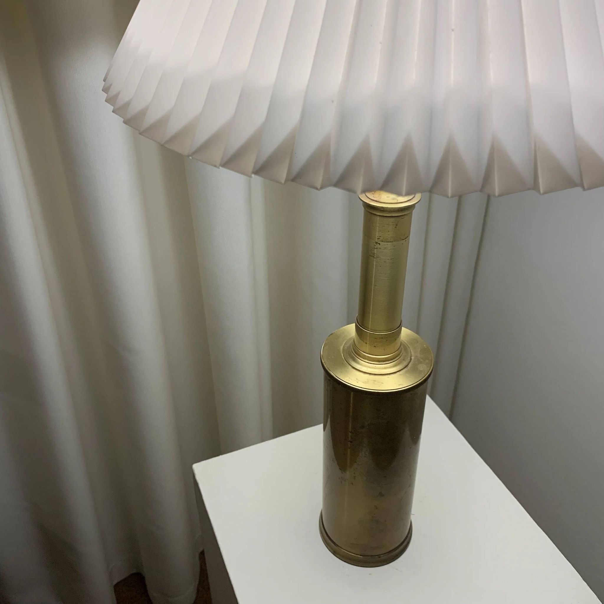 Klint 344 Telescopic Table Lamp