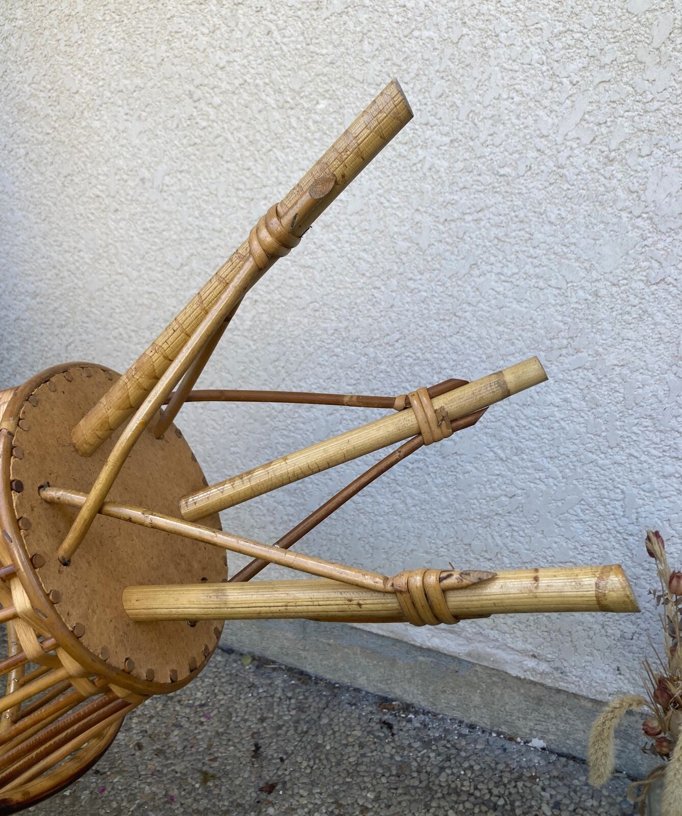 Vintage rattan worker