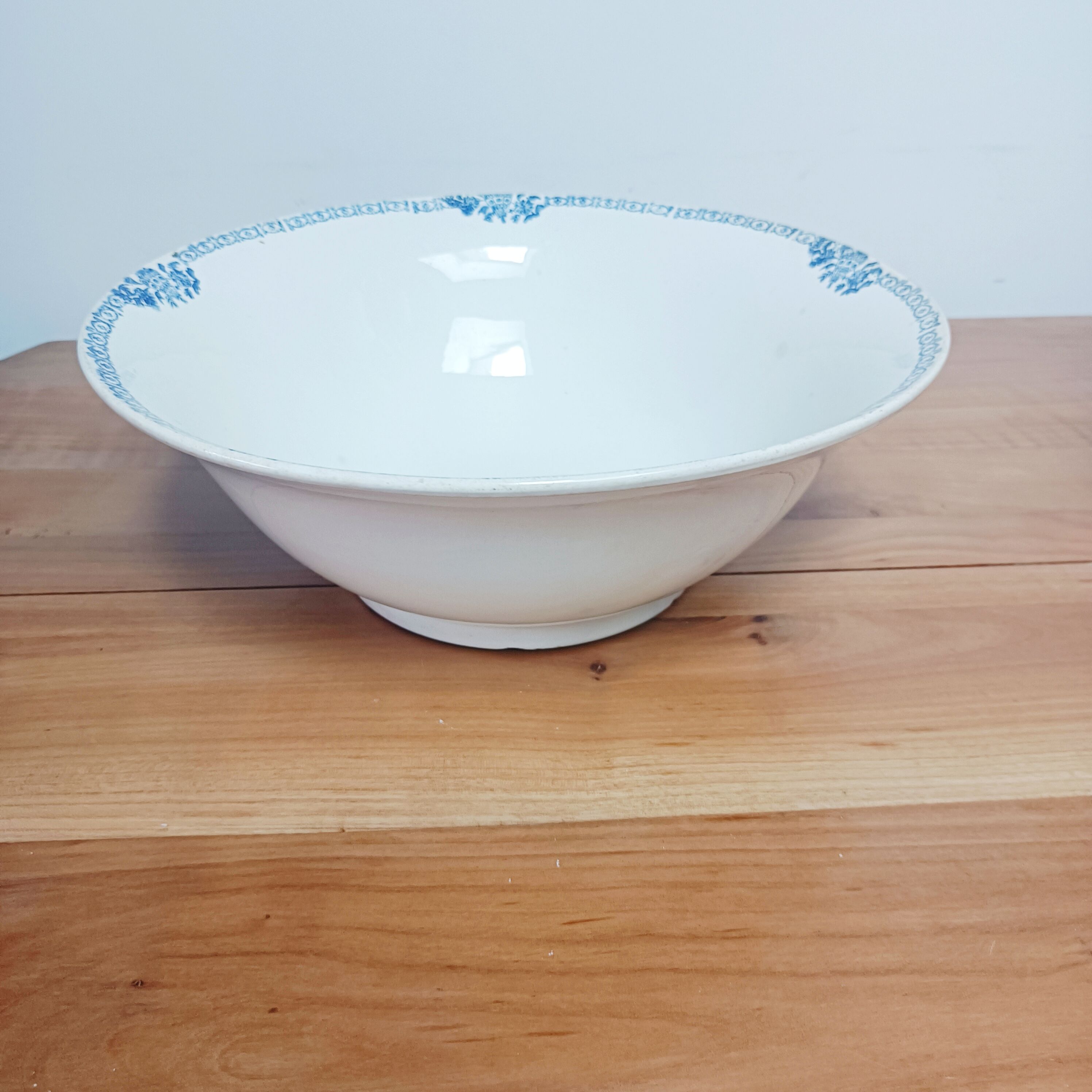 Large bowl iron earth Saint Amand