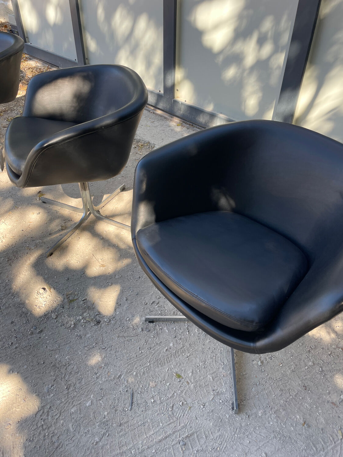 Artifort chairs by Pierre Paulin F8800