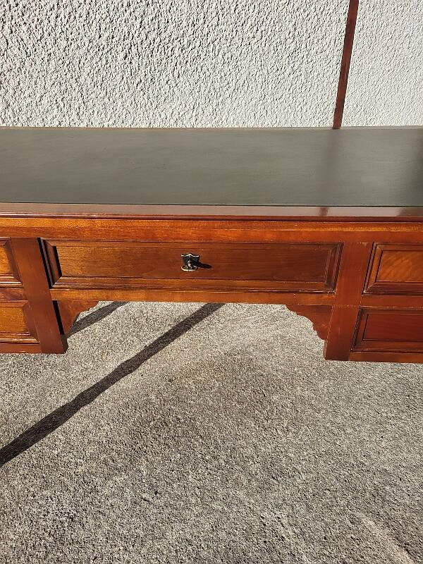 Louis philippe desk in cherry 1980