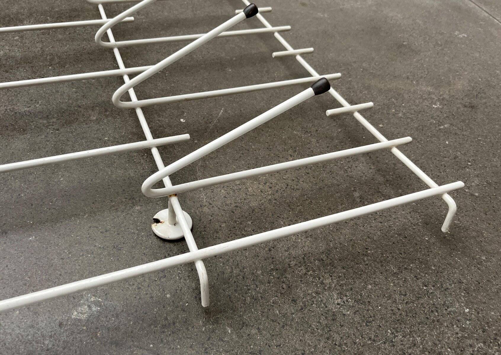 Minimalist German rope coat rack from the mid-century, 1960s.