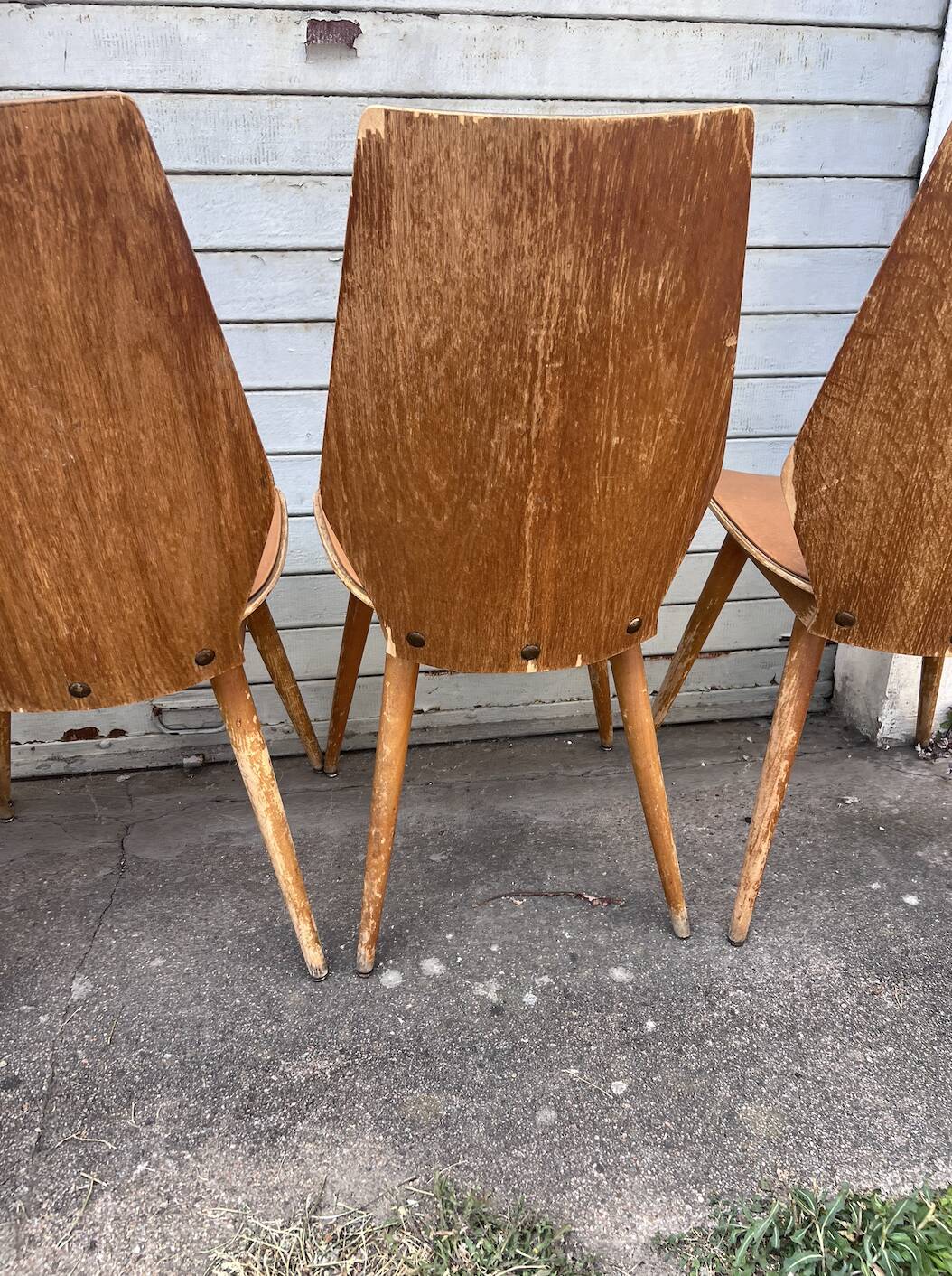 (Lot) 5 chaises vintage bois attribuées à Baumann (à restaurer)
