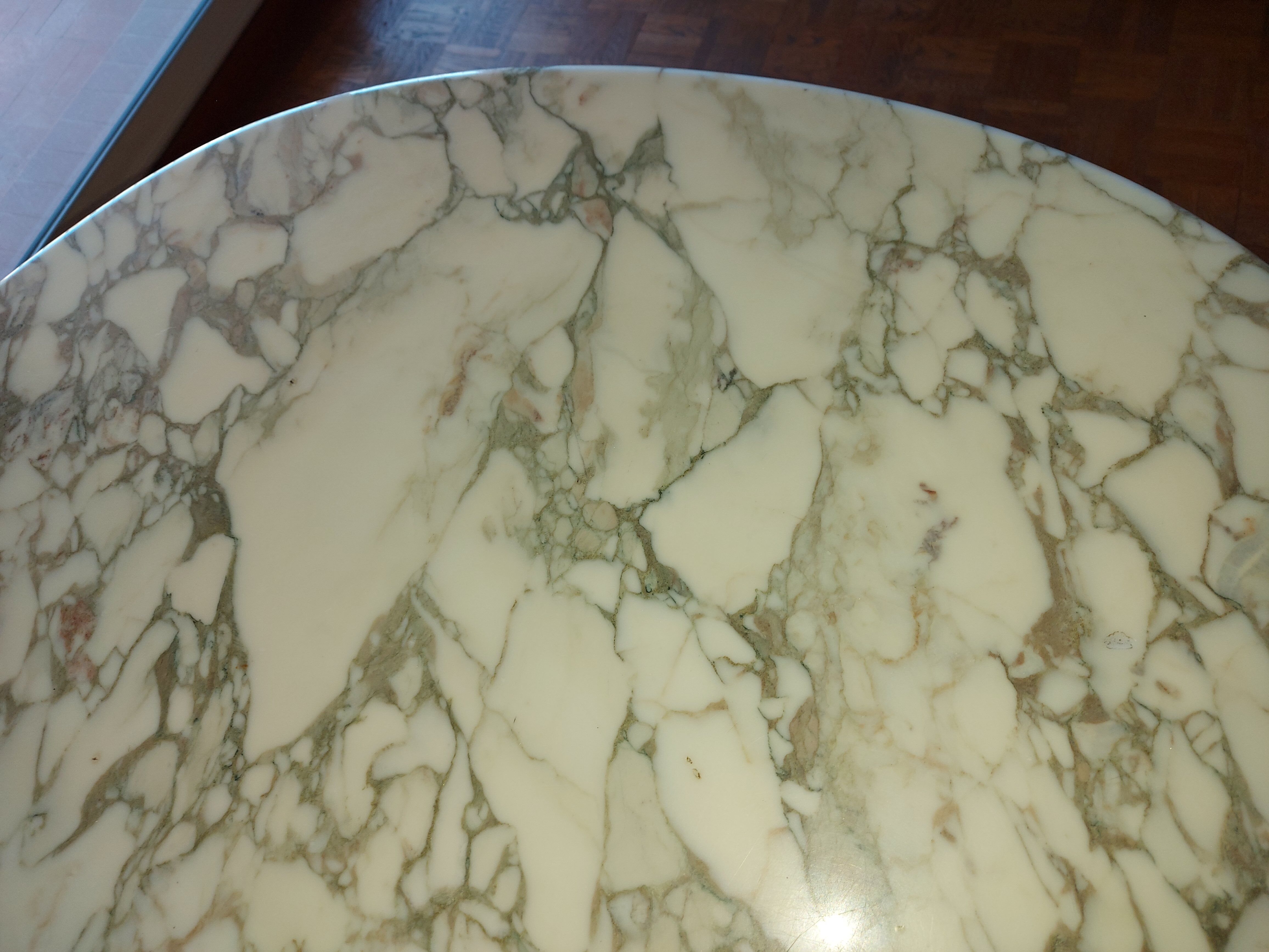 Large dining table in vintage marble 70'S Roche and Bobois