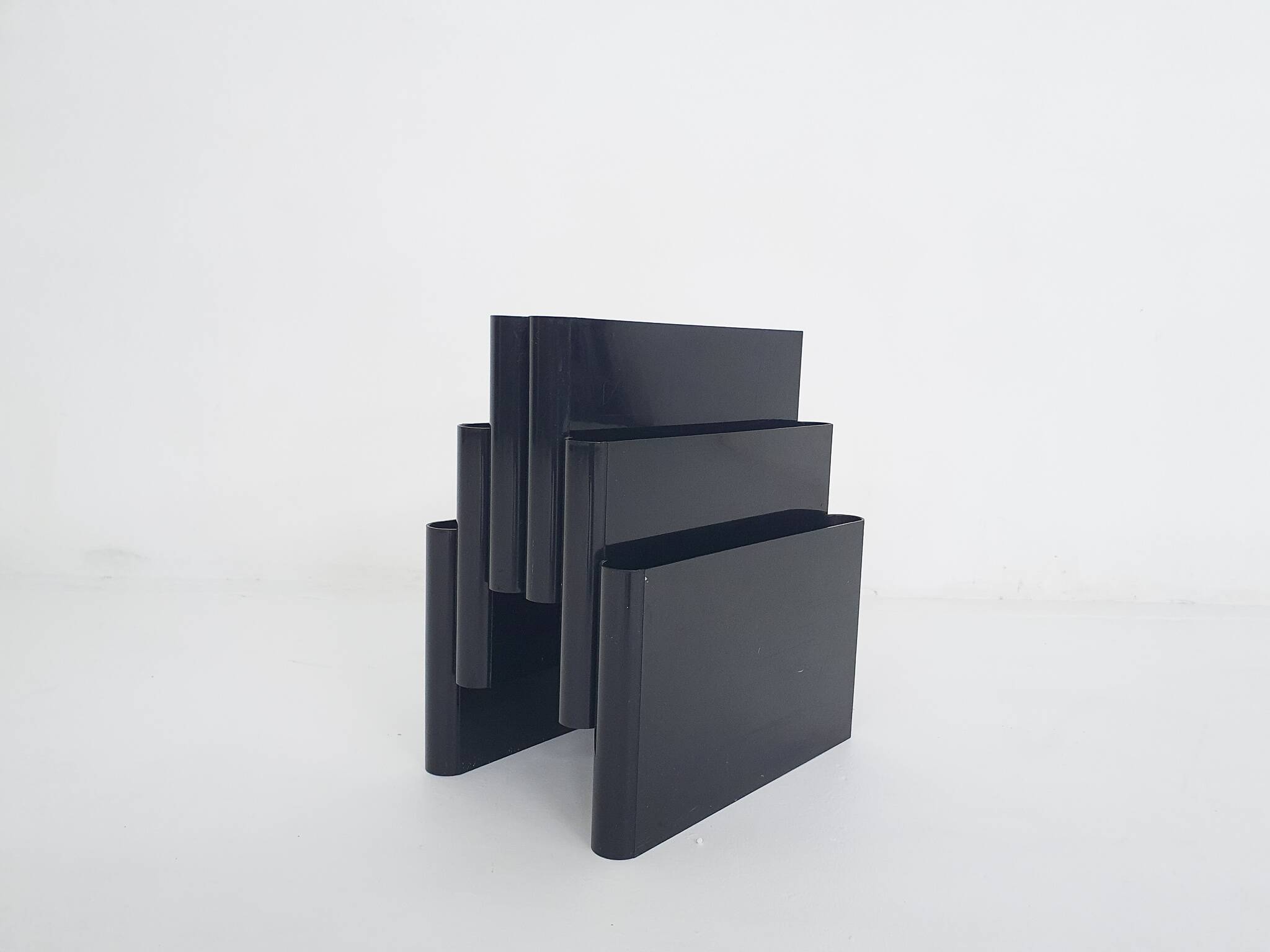 Black Giotto Stoppino for Kartell magazine stand, Italy 1960's