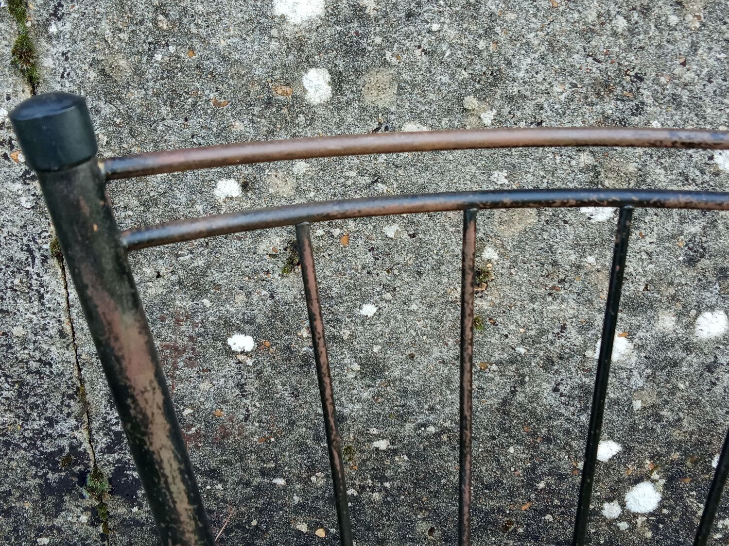 Four faux-wood Formica chairs, 50s/60s