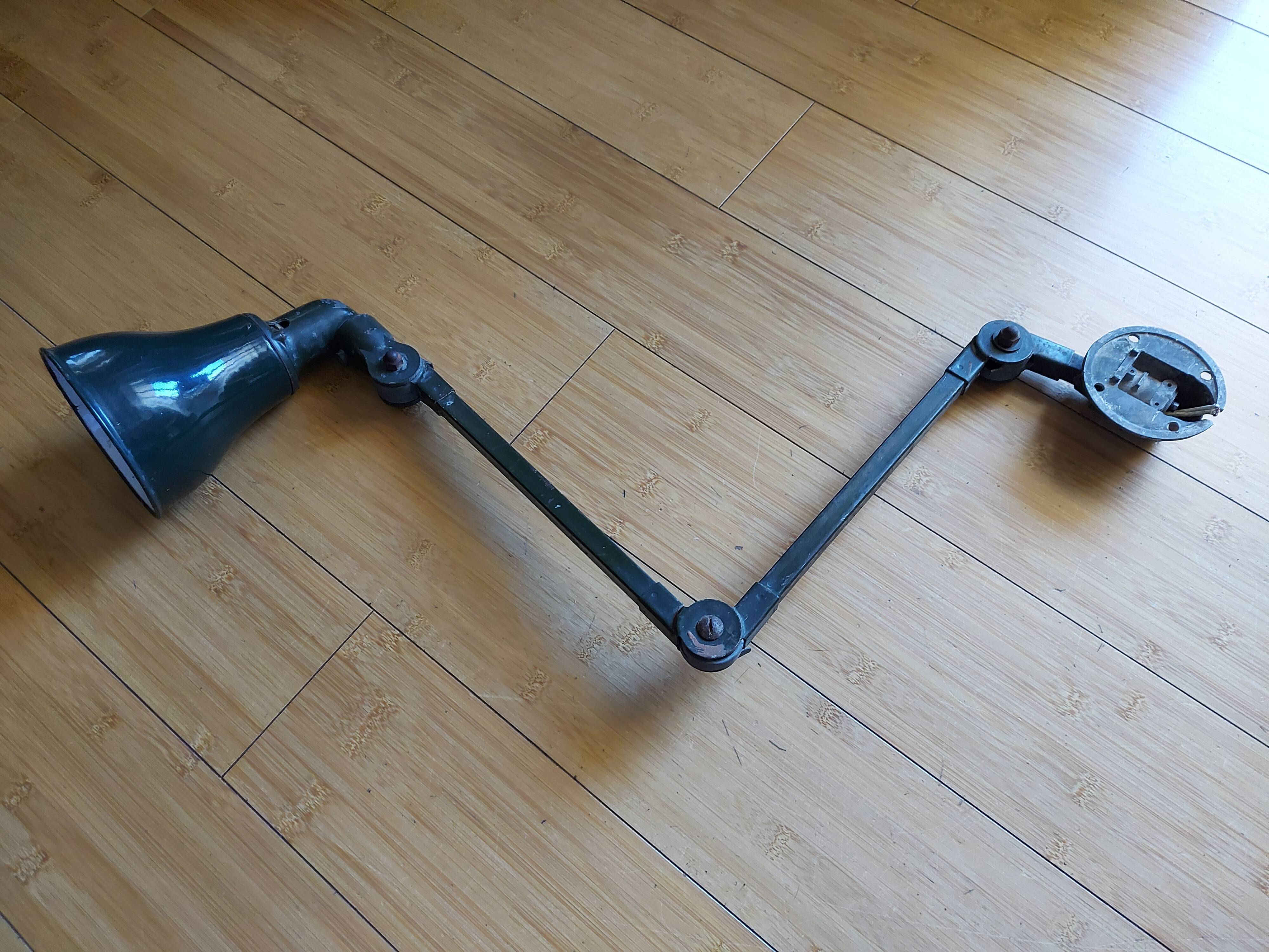 Lampe articulée industrielle des années 40'S Invisaflex