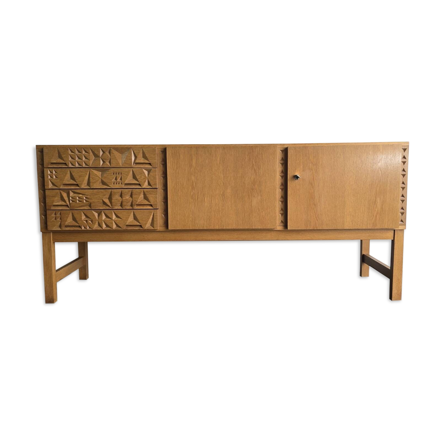 Vintage brutalist sideboard/buffet/chest of drawers