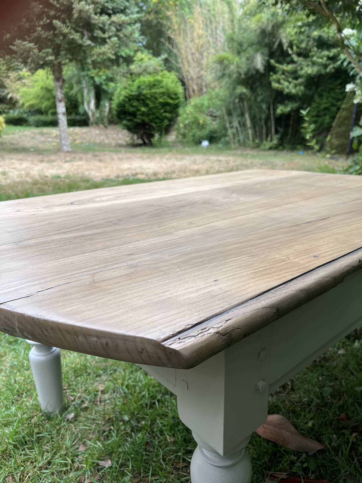 Chic country coffee table