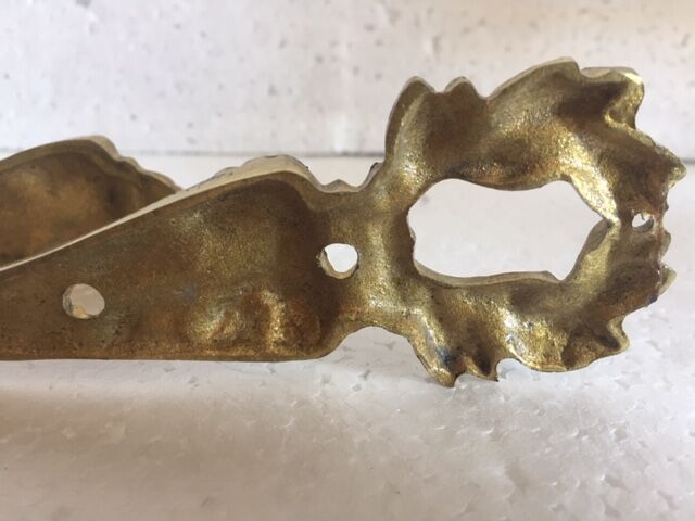 Former bronze patère