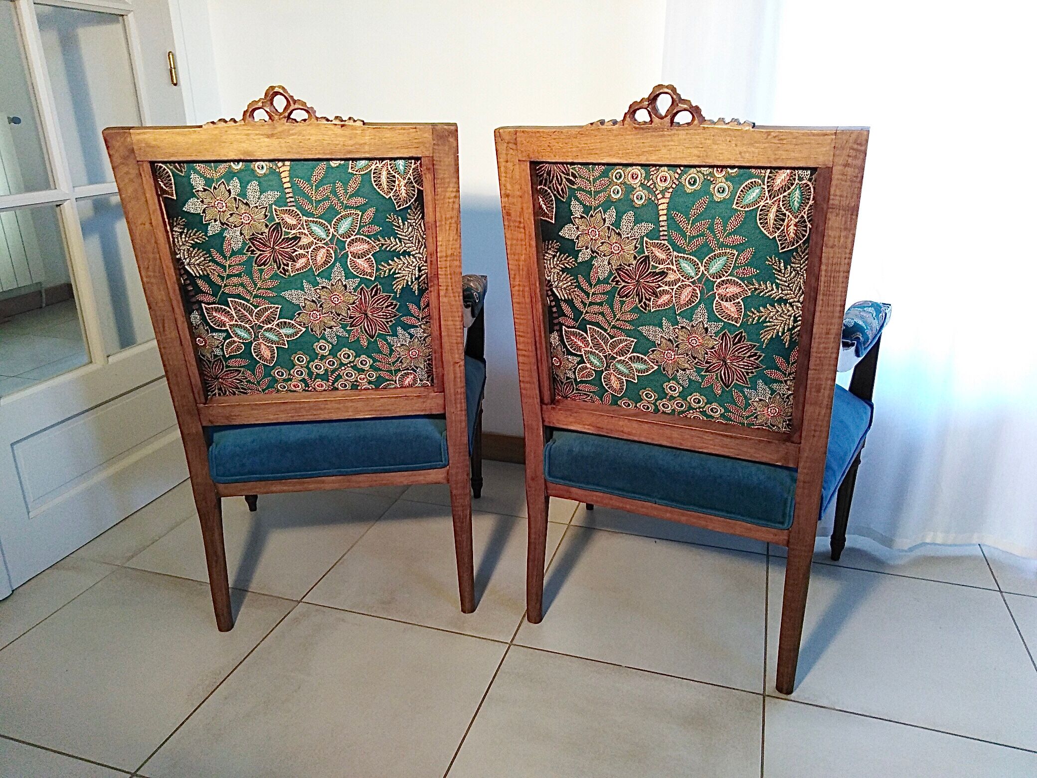 Fully restored chairs Louis XVI style