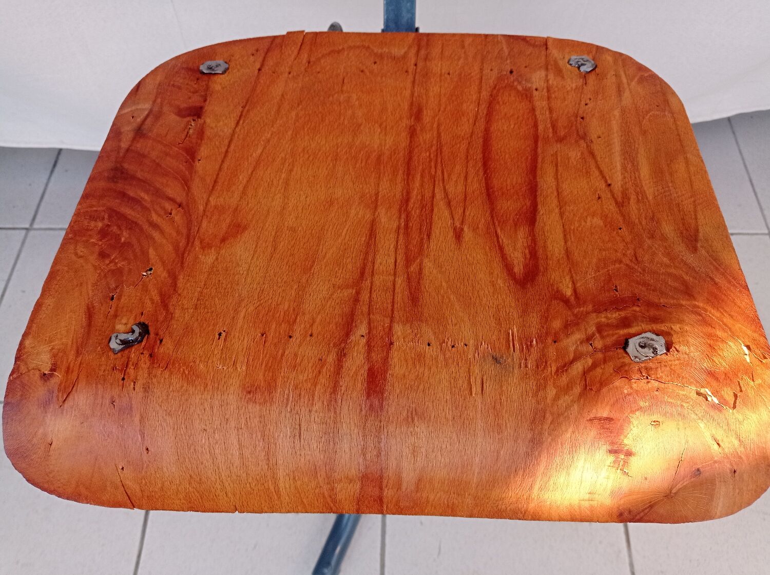 Workshop high chair roneo