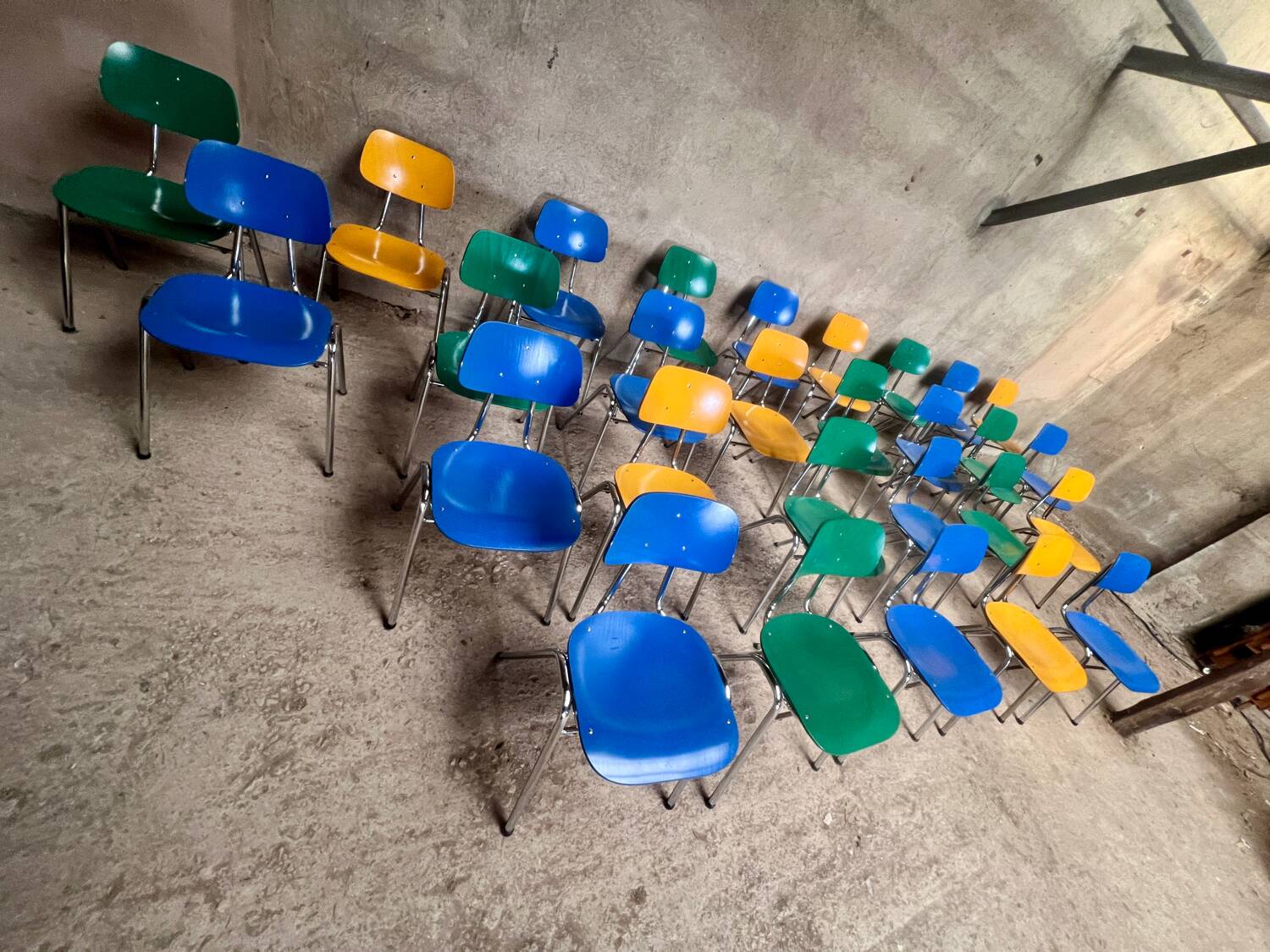 59 vintage colorful chairs