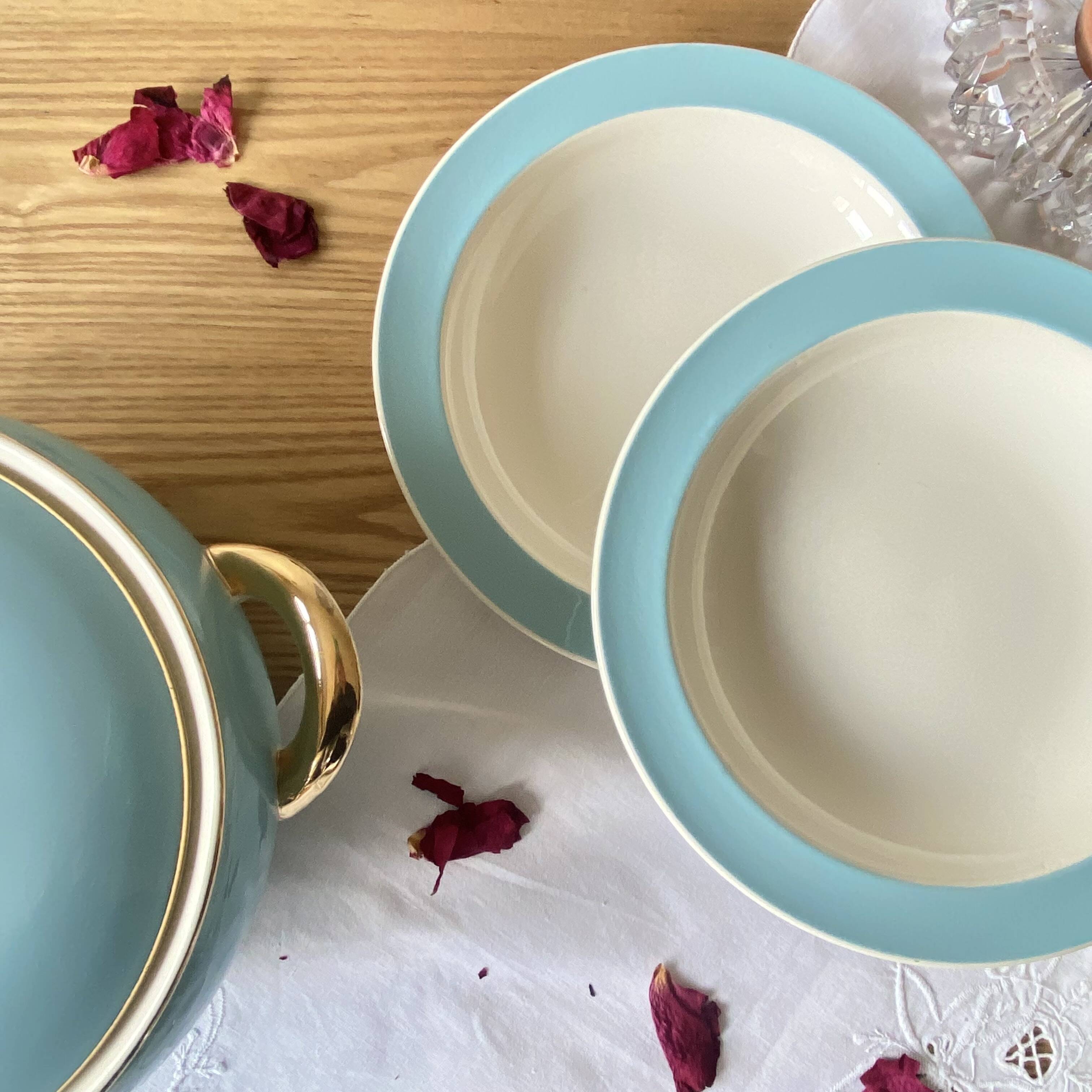 Set of 6 antique Boch et Frères Kéralux blue earthenware soup plates