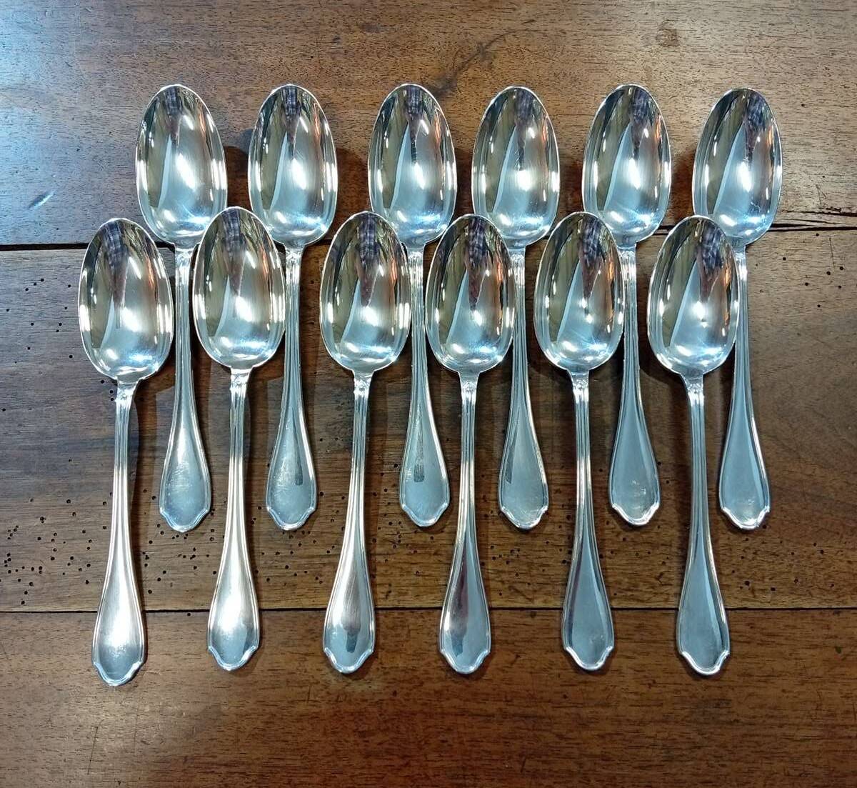 Set of 12 silver-plated metal soup spoons