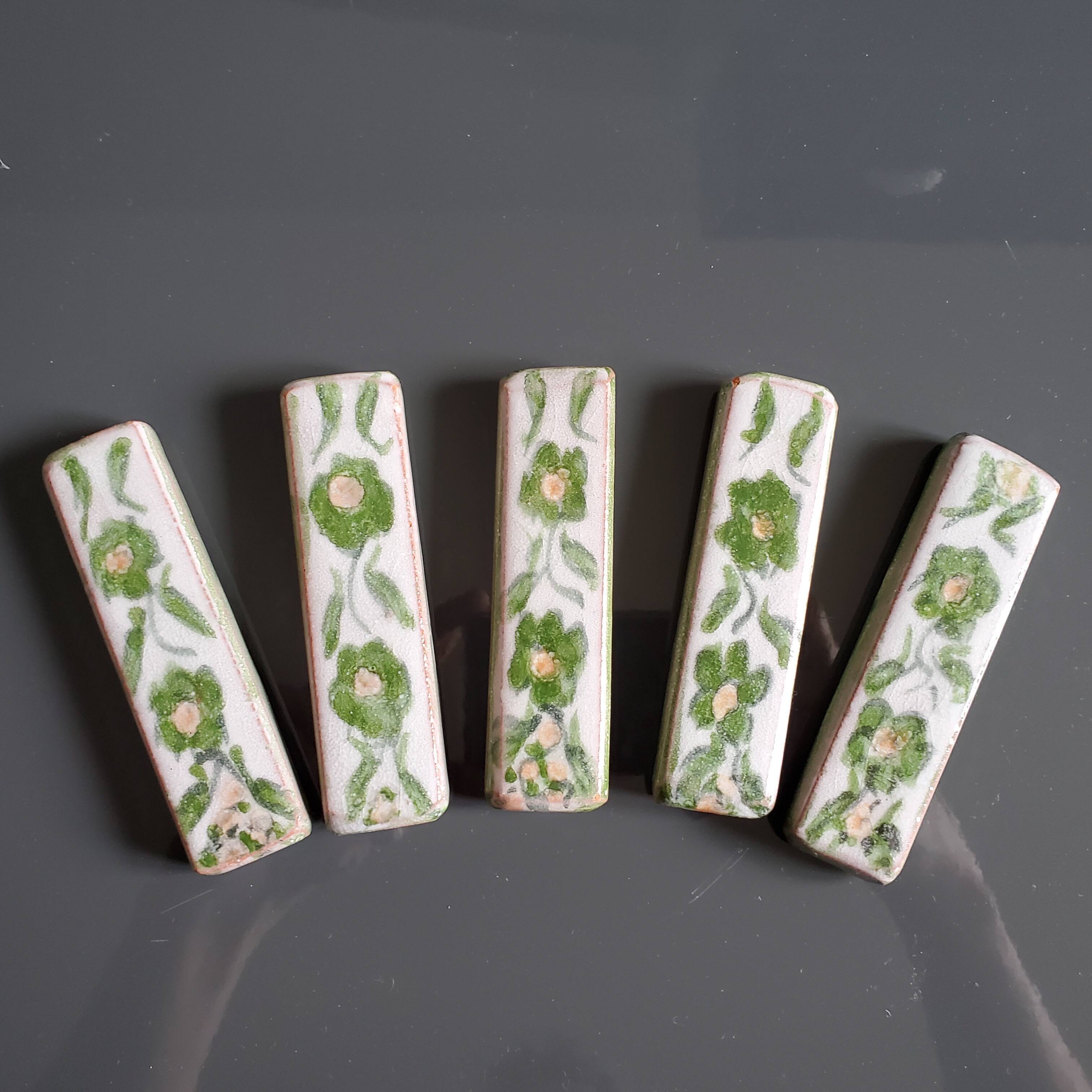 Set of 5 ceramic knife holders
